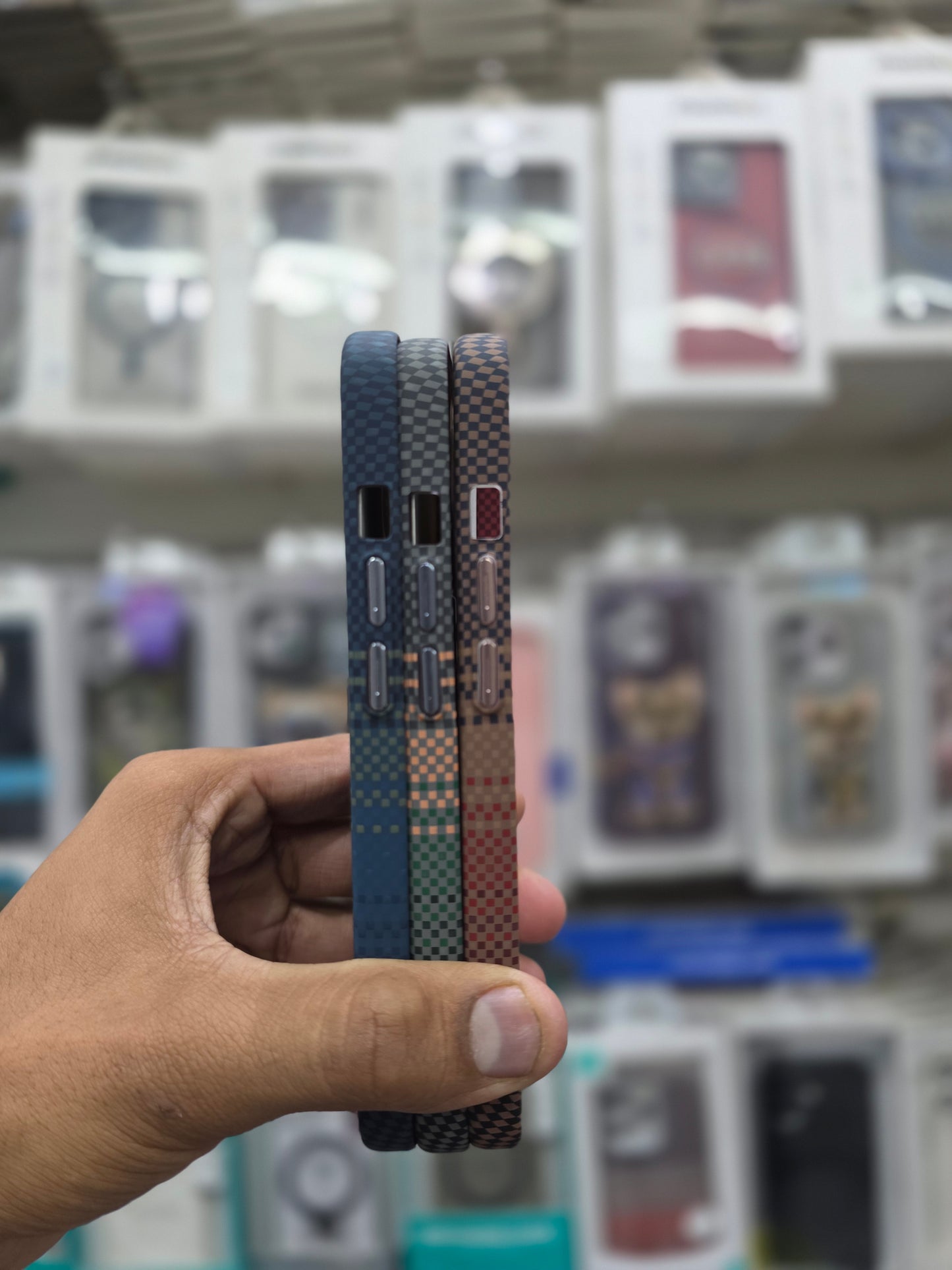 Luxo Carbon Fiber Magsafe Case - iPhone 15