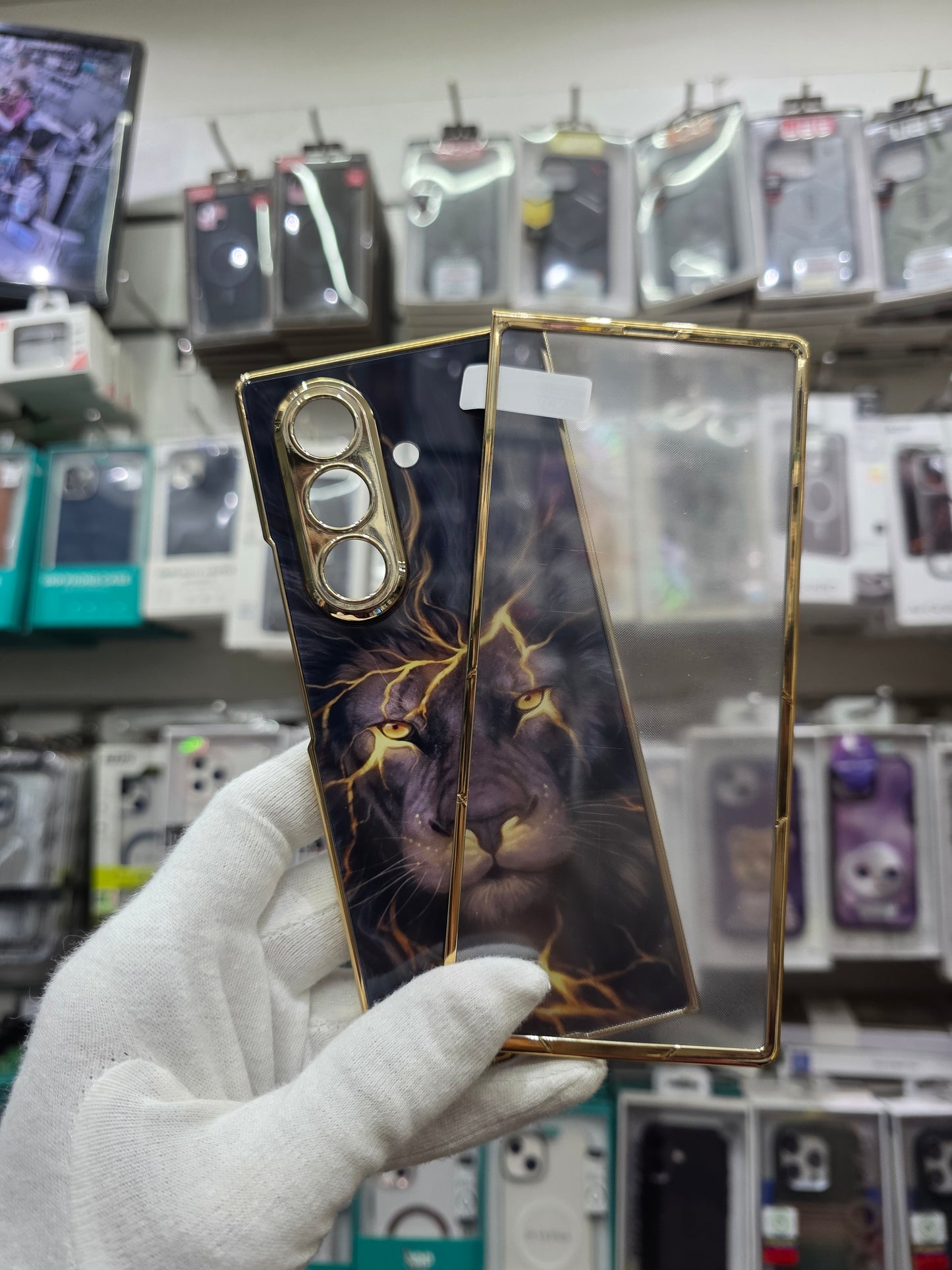 GKK Majestic Lion Glass Case with Gold Frame – Samsung Galaxy Z Fold 7 Series