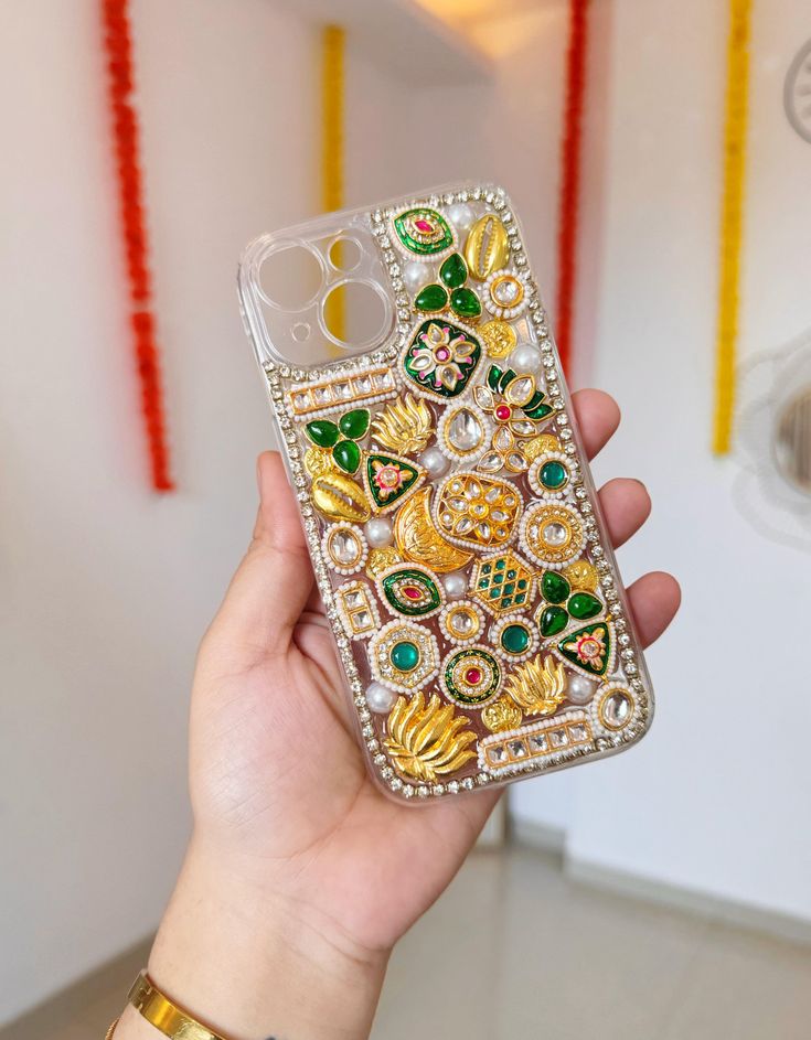 Emerald Royale Golden Charm Phone Case