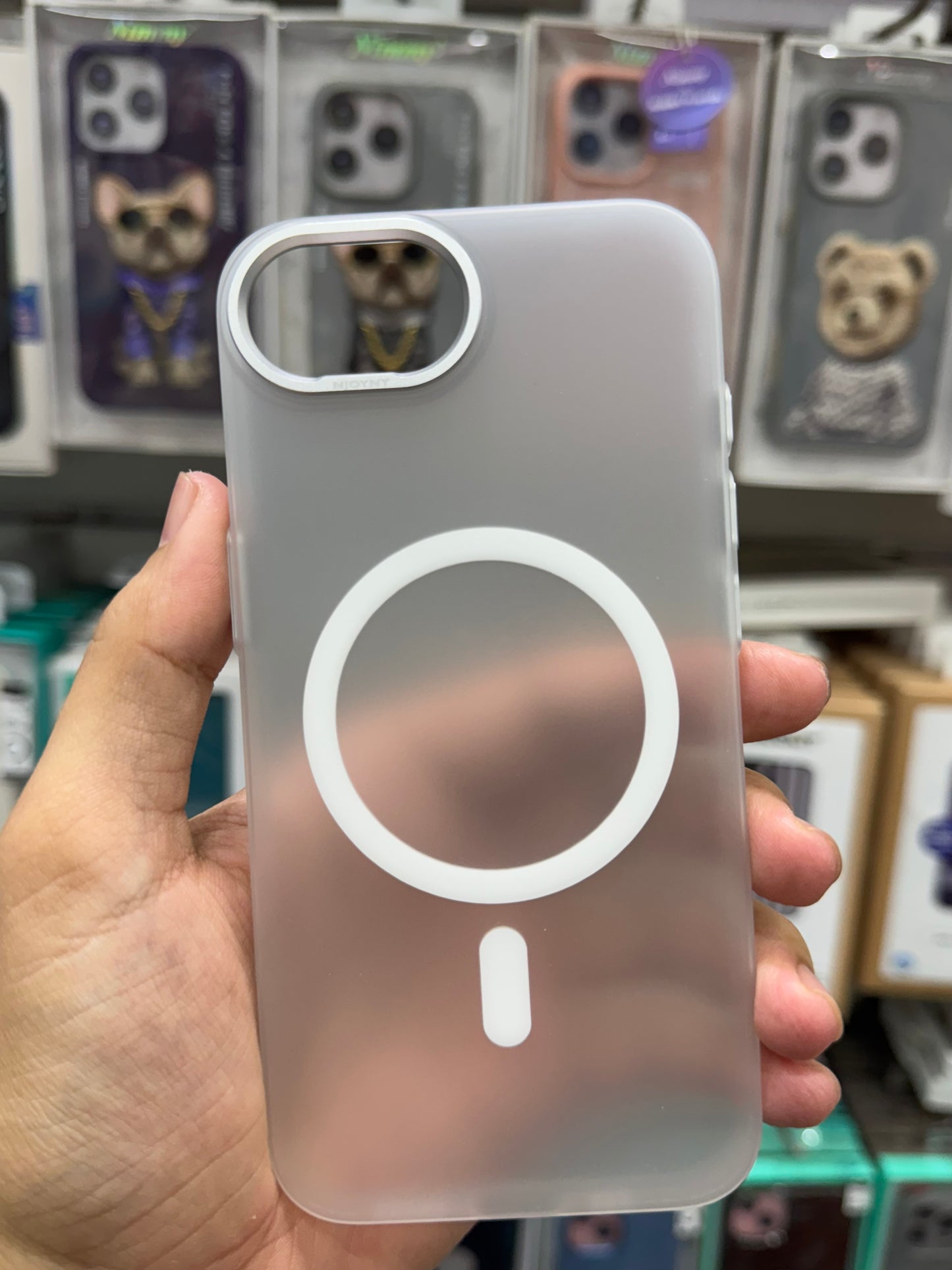 NY Metal PC Series Magnetic Case - iPhone 16e