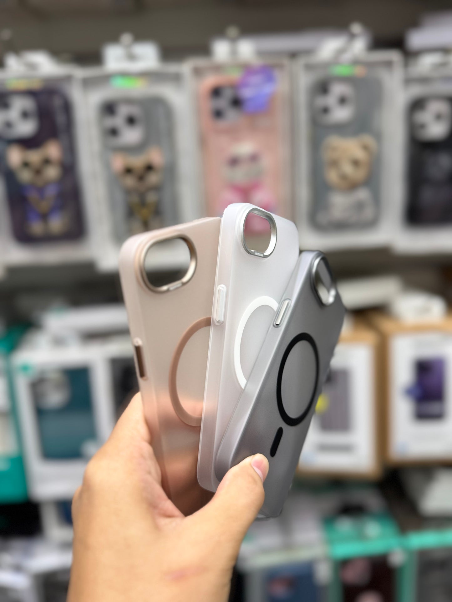 NY Metal PC Series Magnetic Case - iPhone 16e