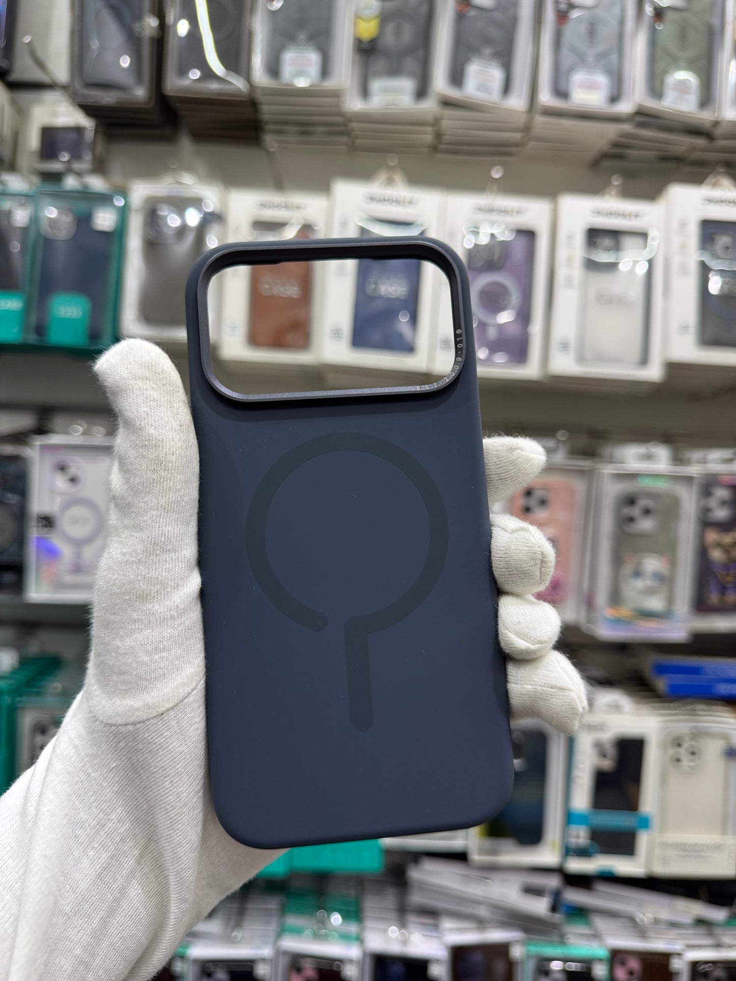 SRP Premium Magsafe Silicone Case - iPhone 17 Pro