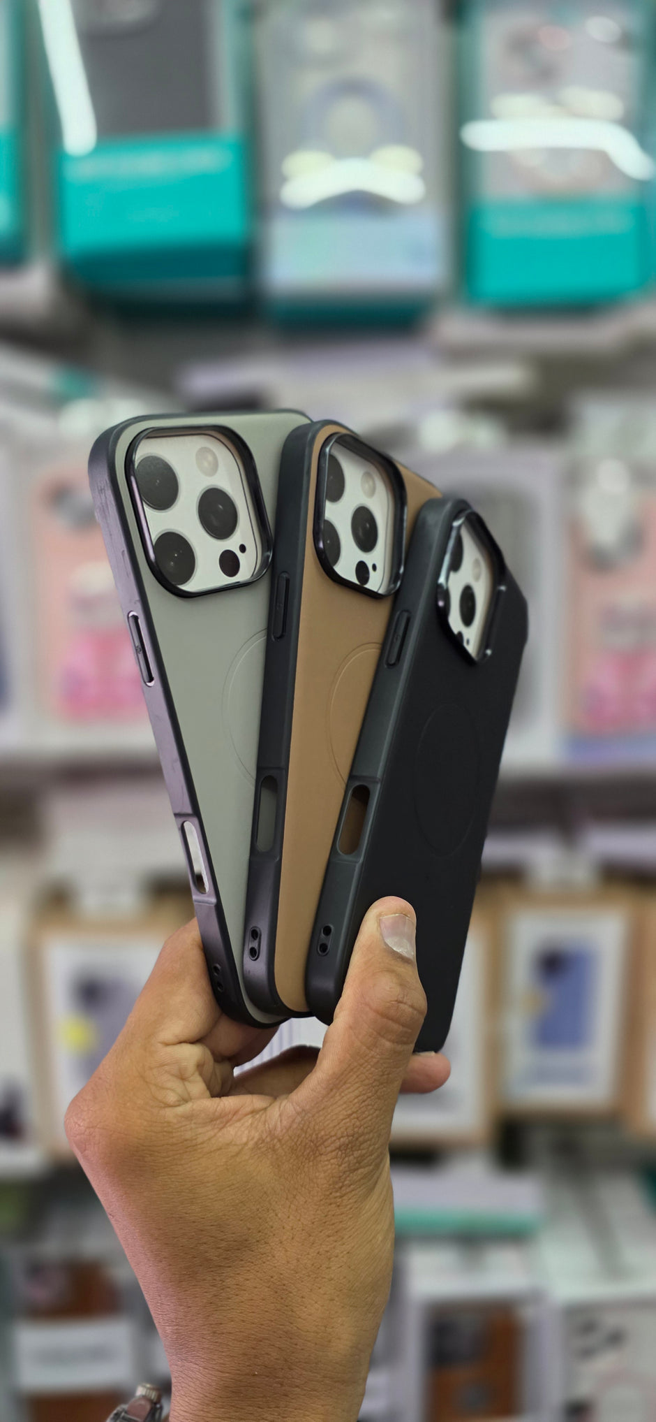 X-LEVEL Magnet Duke Leather Case - iPhone 16 Pro Max
