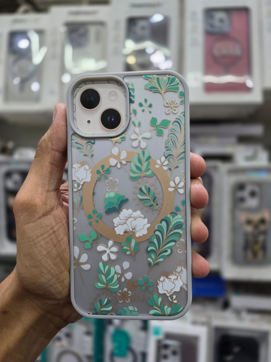 Kutis Floral Printed Shockproof MagSafe Case - iPhone 15 Back Cover