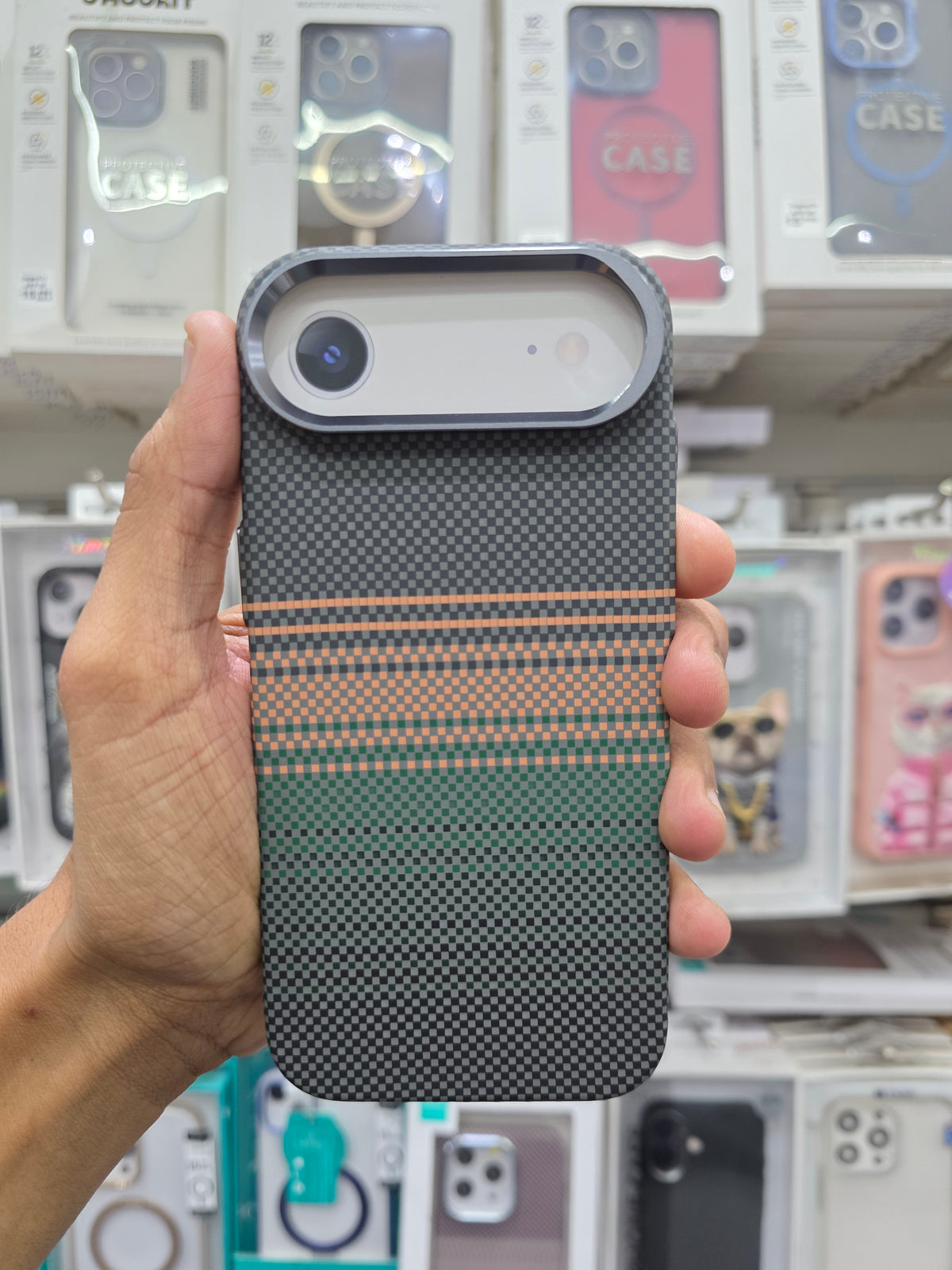 Luxo Carbon Fiber Magsafe Case - iPhone 17 Air Back Cover