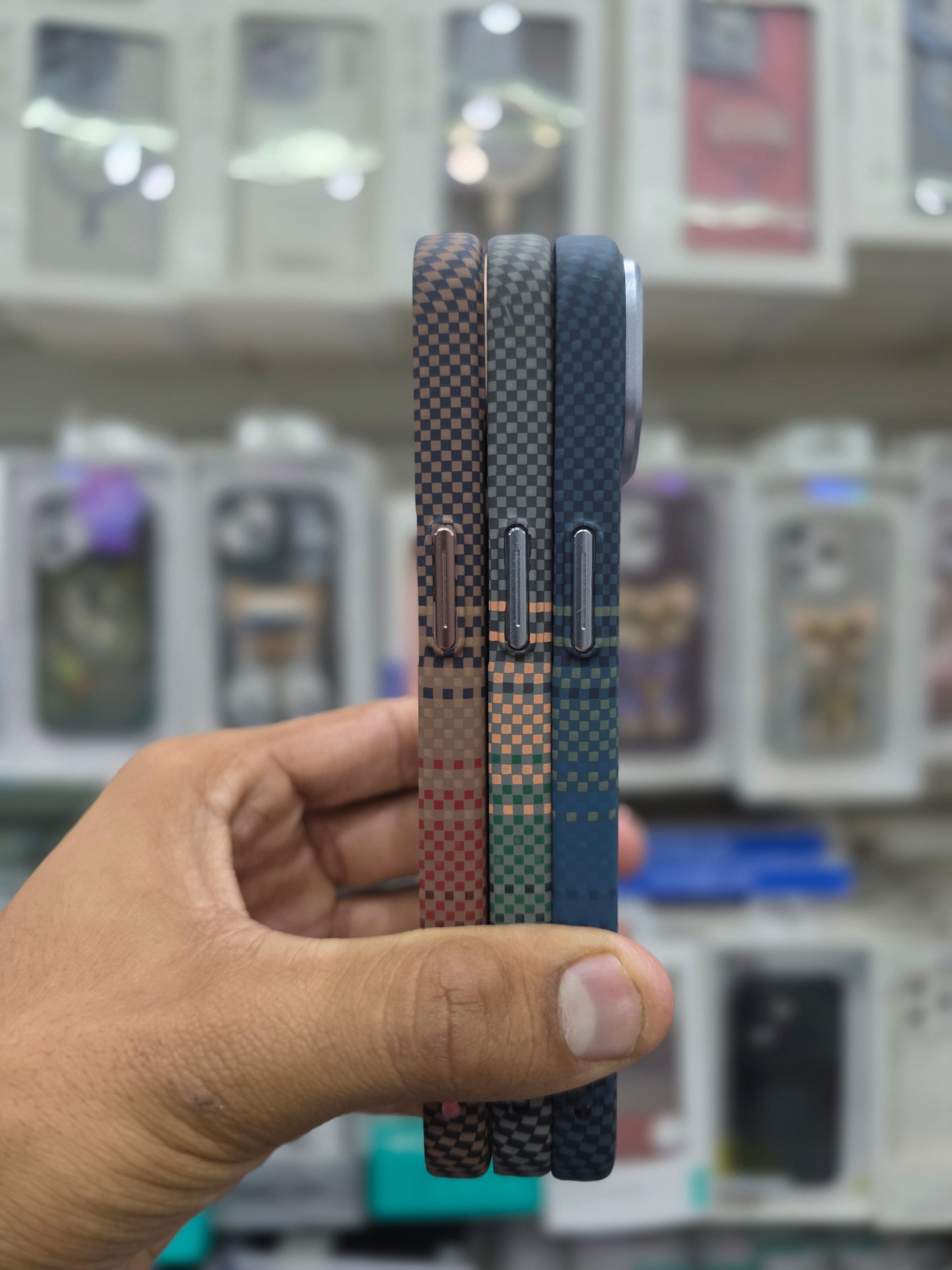 Luxo Carbon Fiber Magsafe Case - iPhone 14
