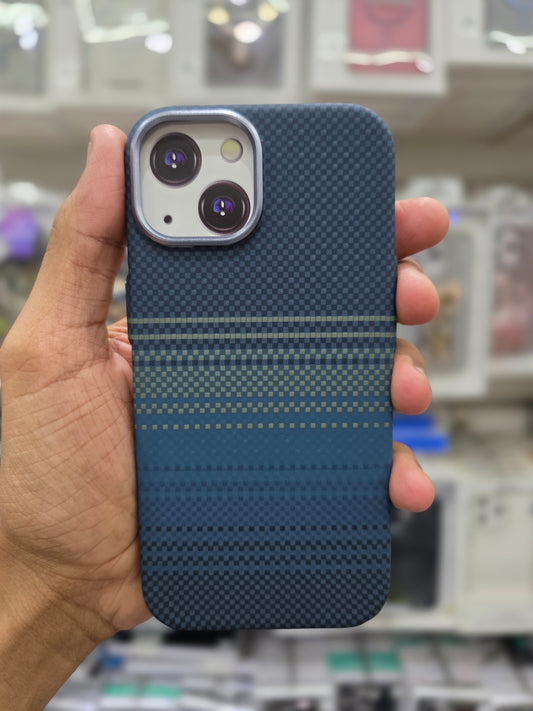 Luxo Carbon Fiber Magsafe Case - iPhone 15
