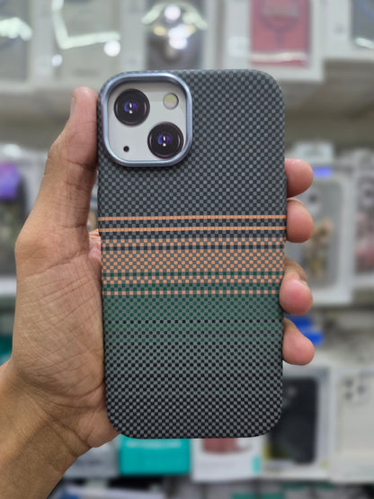 Luxo Carbon Fiber Magsafe Case - iPhone 14