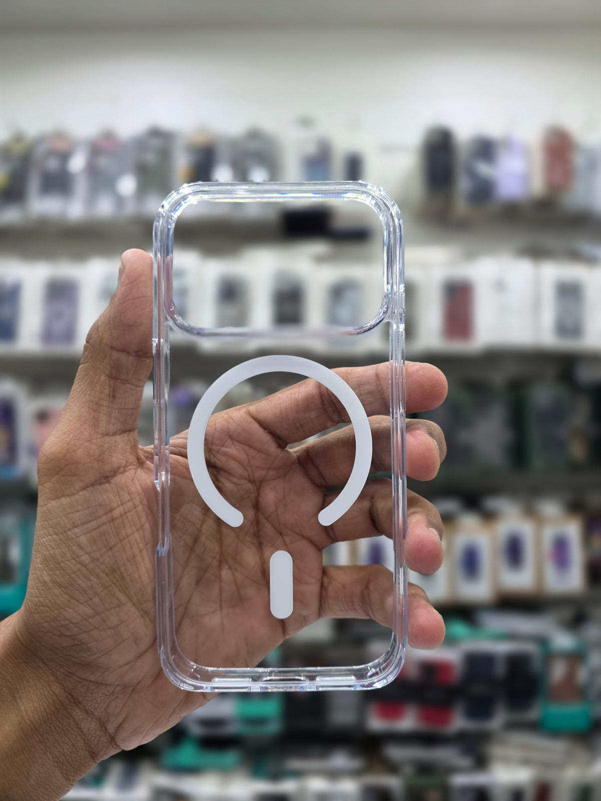 Rock Crystal Shield Transparent Magnetic Protection Case - iPhone 17 Pro Back Cover