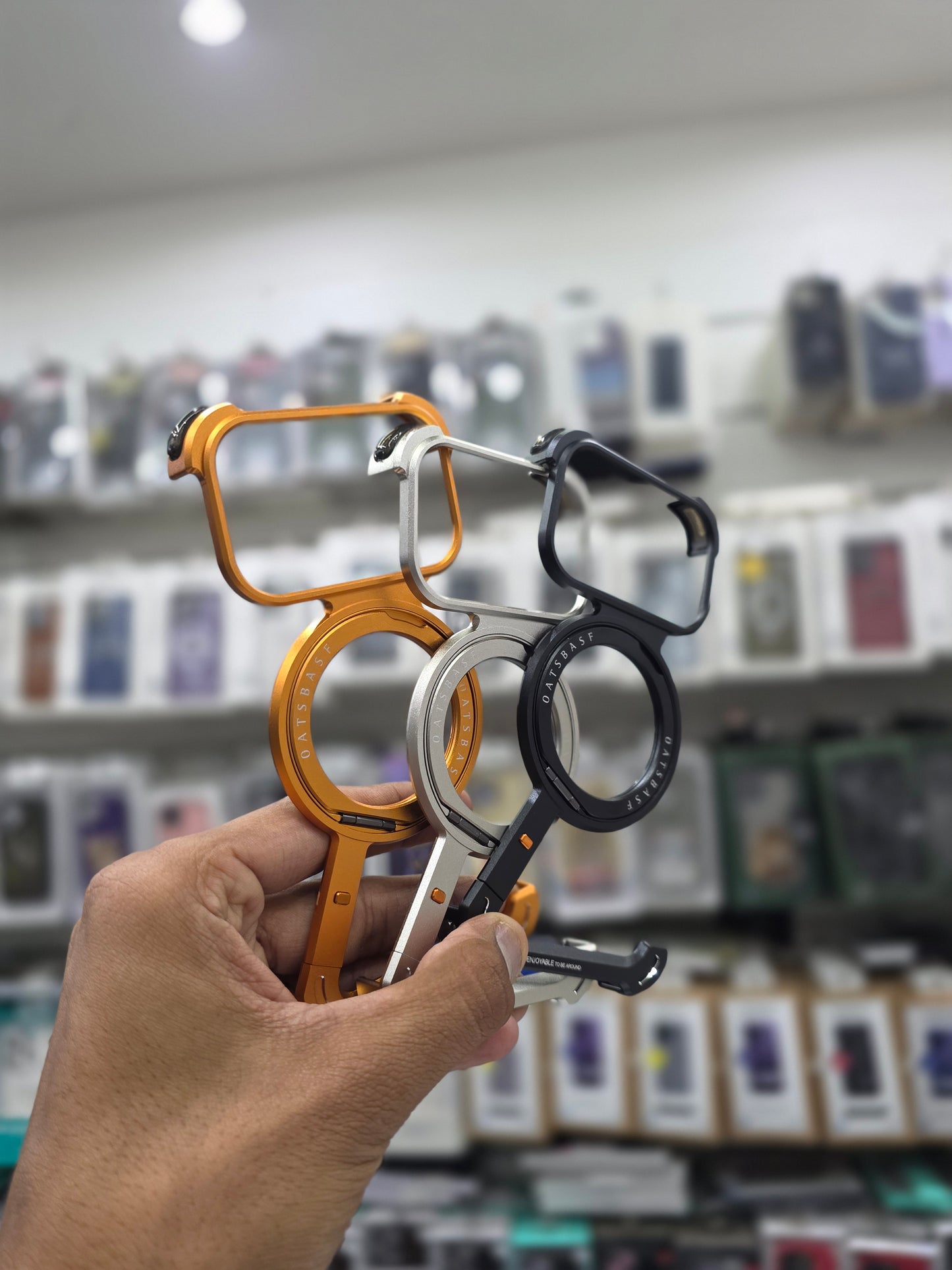 Sleek Z-Shaped Metal Case with 360° Rotating Ring Stand for iPhone 17 Pro Max