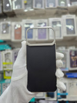 Metal Magnet Carbon Texture Borderless Frame - iPhone 17 Pro Max Back Cover