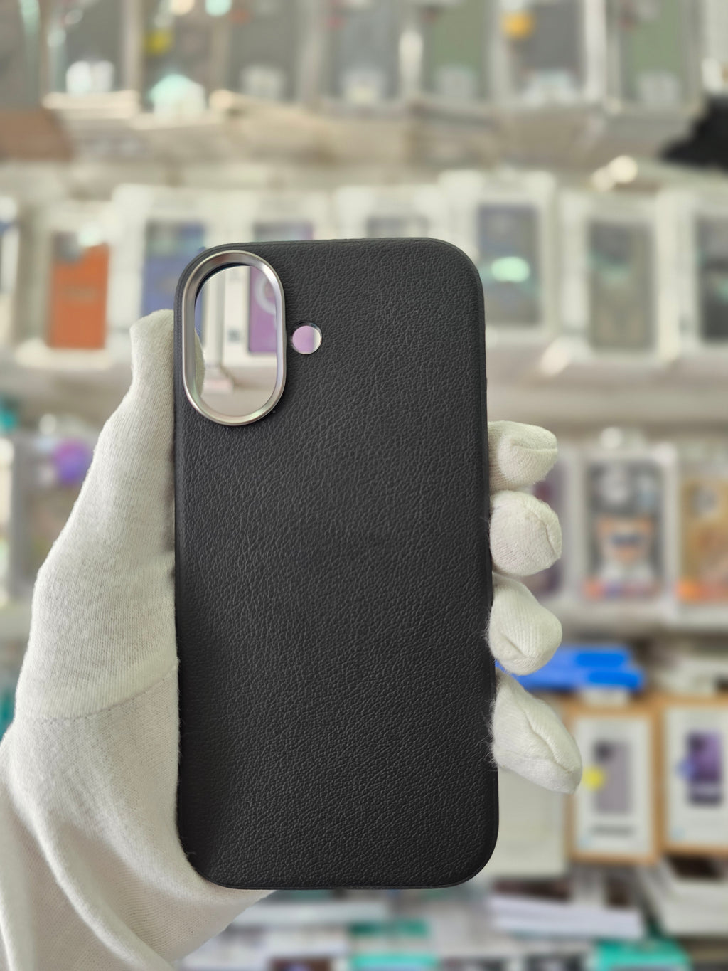 X-LEVEL Pu Leather With Ai Sensor - iPhone 17 Back Cover