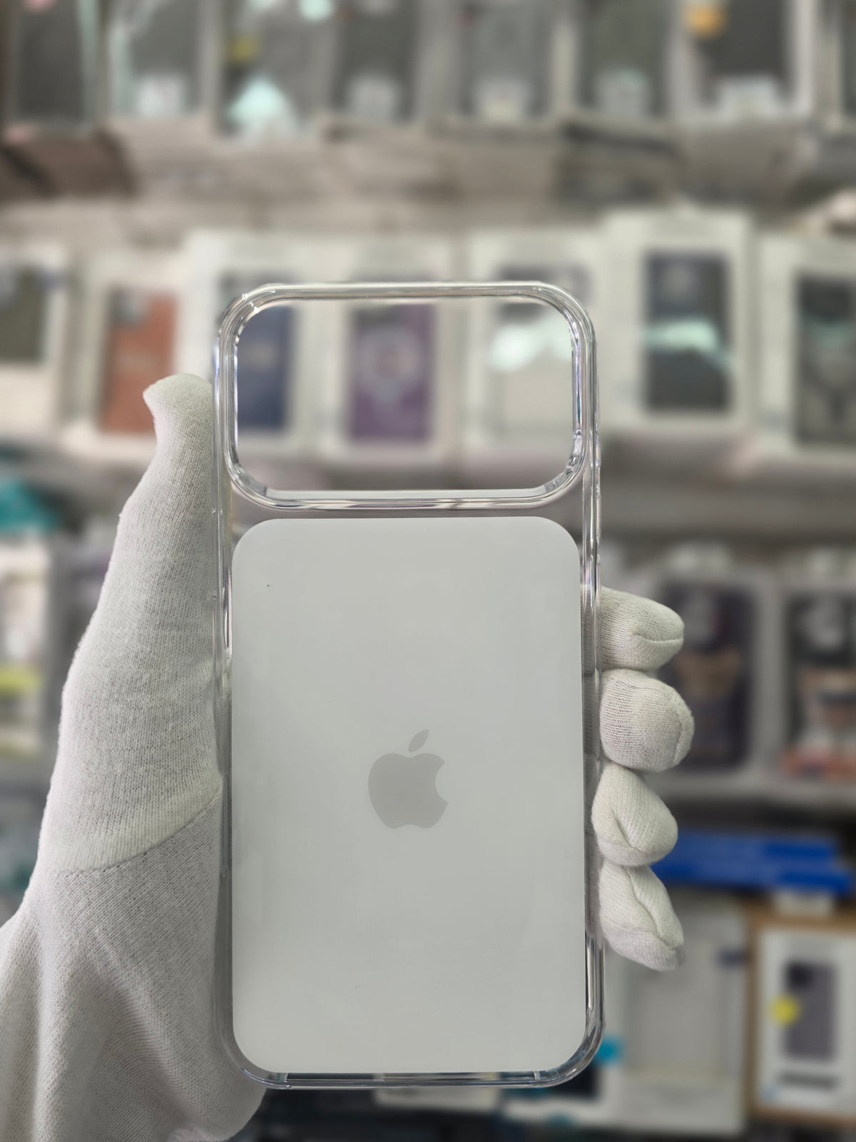 Clear Case with MagSafe - iPhone 17 Pro Back Cover