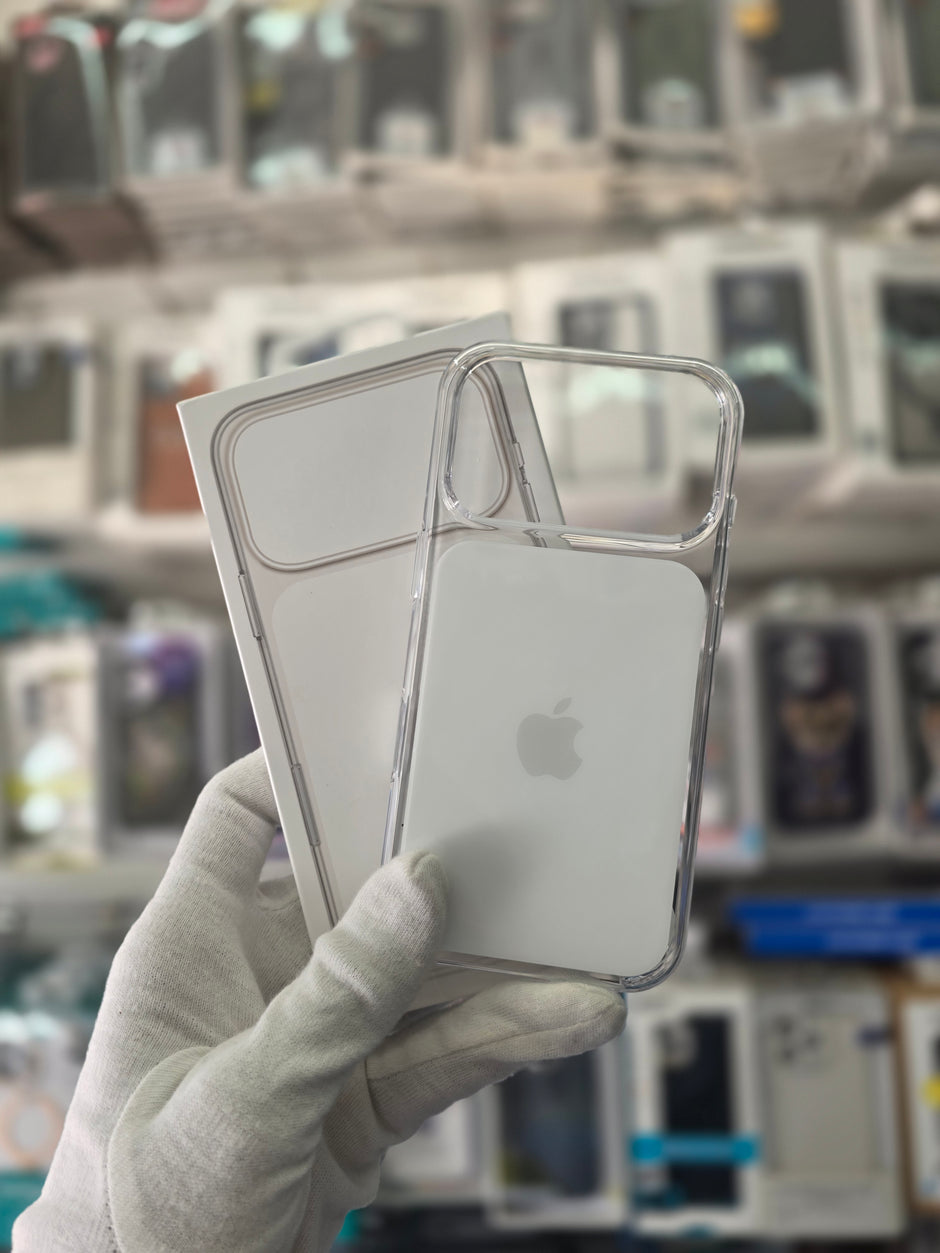 Clear Case with MagSafe - iPhone 17 Pro Max Back Cover