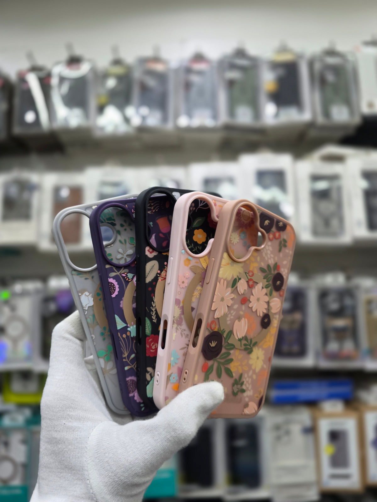 Kutis Floral Printed Shockproof MagSafe Case - iPhone 17 Back Cover