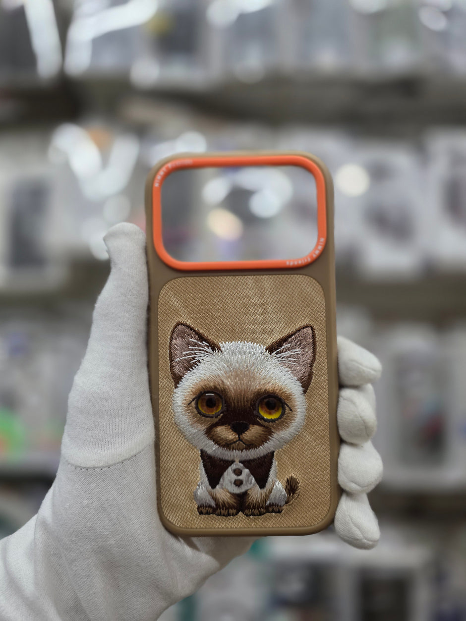 Nimmy New Big Eye Cute Pets 2.0 Series For iPhone 17 Pro Back Cover