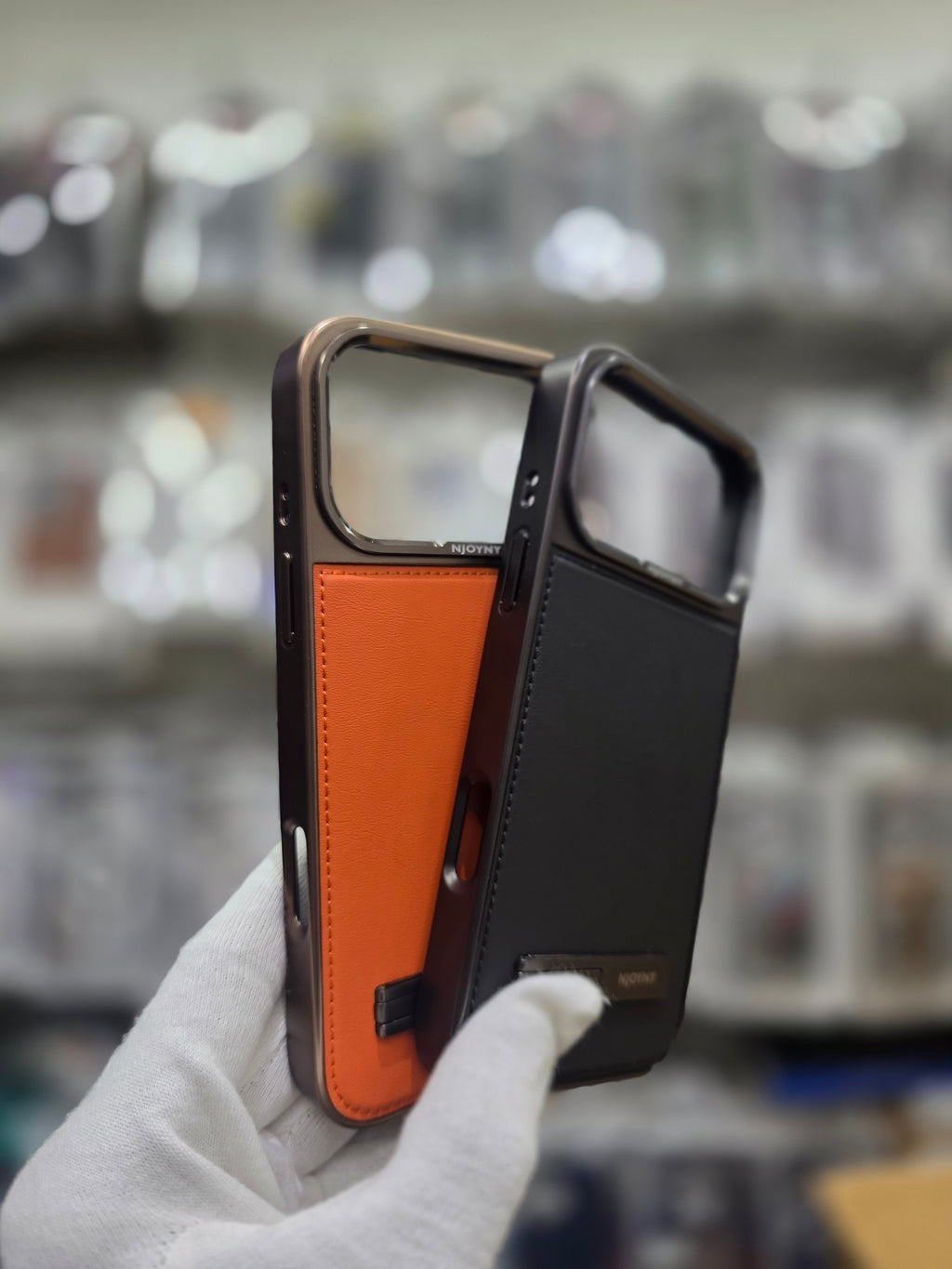 NY Classis Leather Case with Stand - iPhone 17 Pro Back Cover