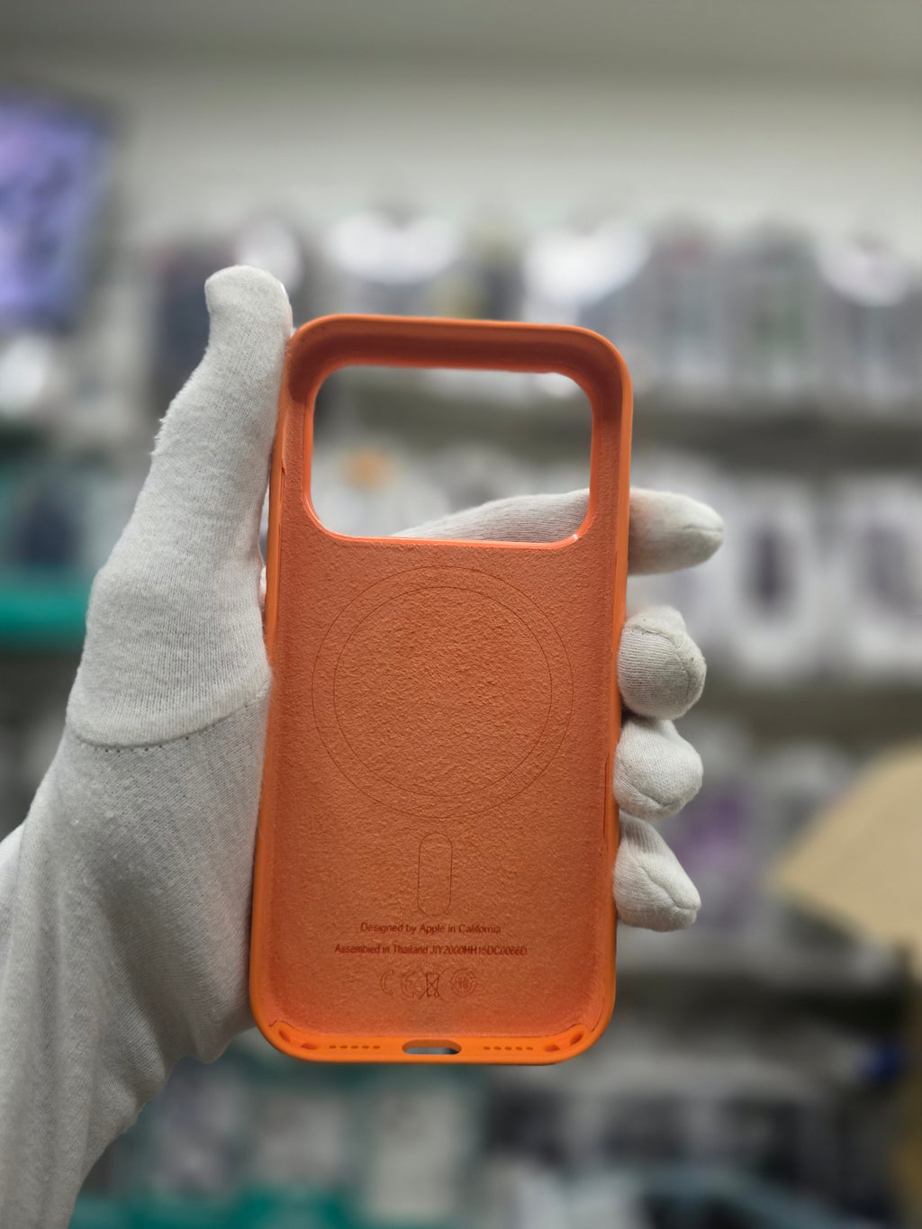 Silicone Case With Magsafe - iPhone 17 Pro Back Cover