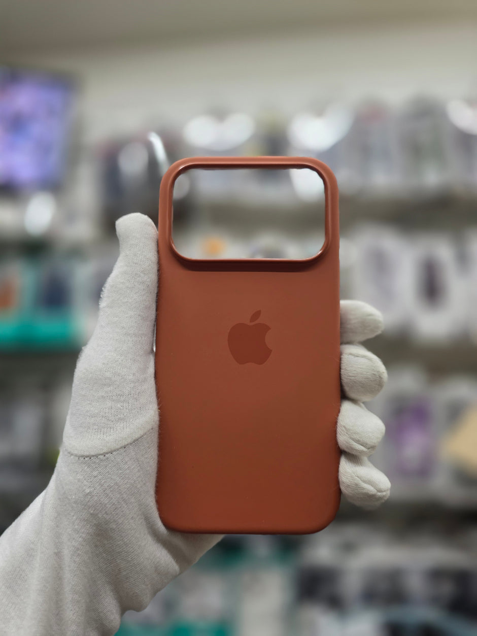 Silicone Case With Magsafe - iPhone 17 Pro Back Cover