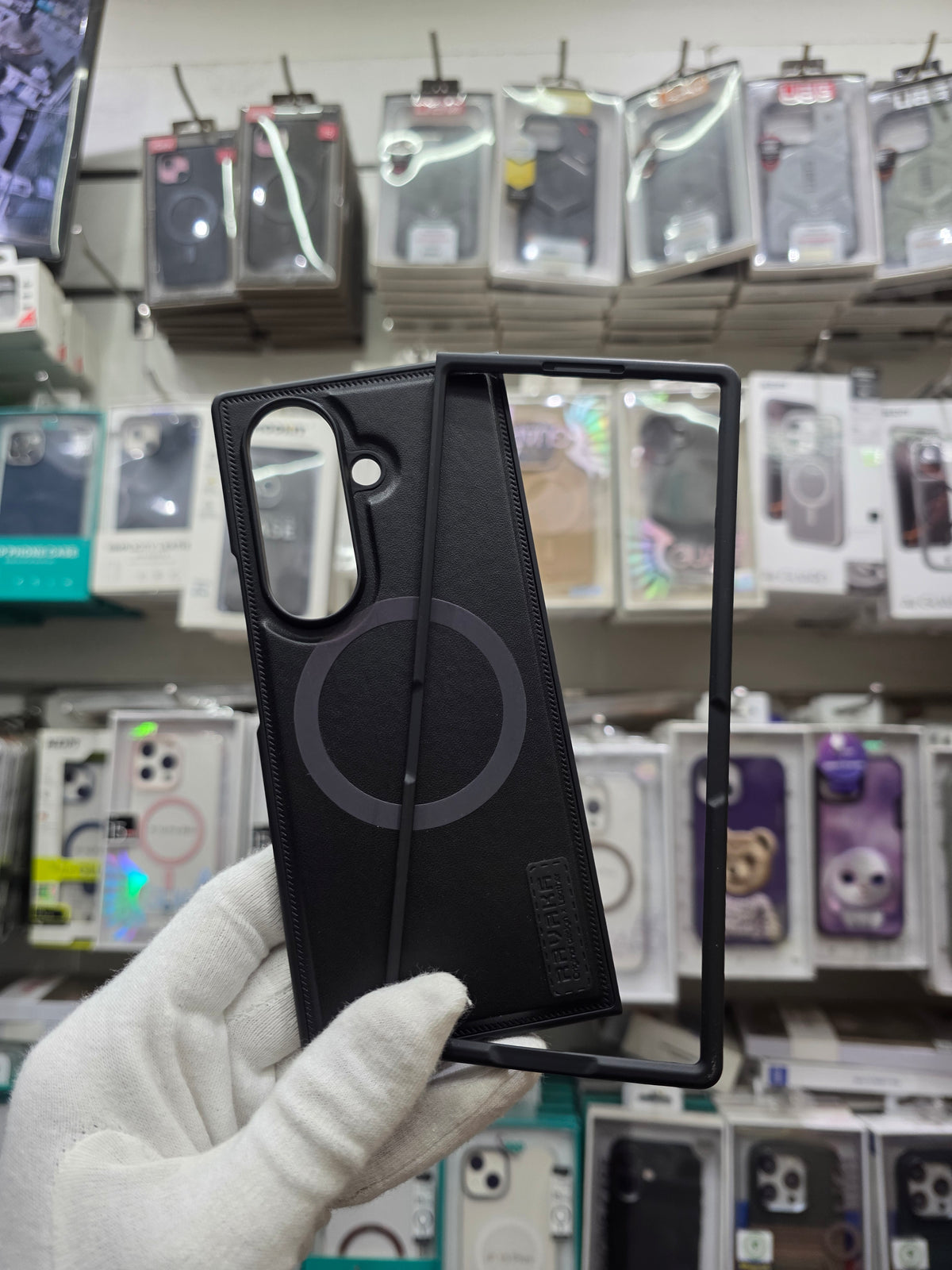 Premium Ravaka Lucas Samsung Z Fold 7 Cover