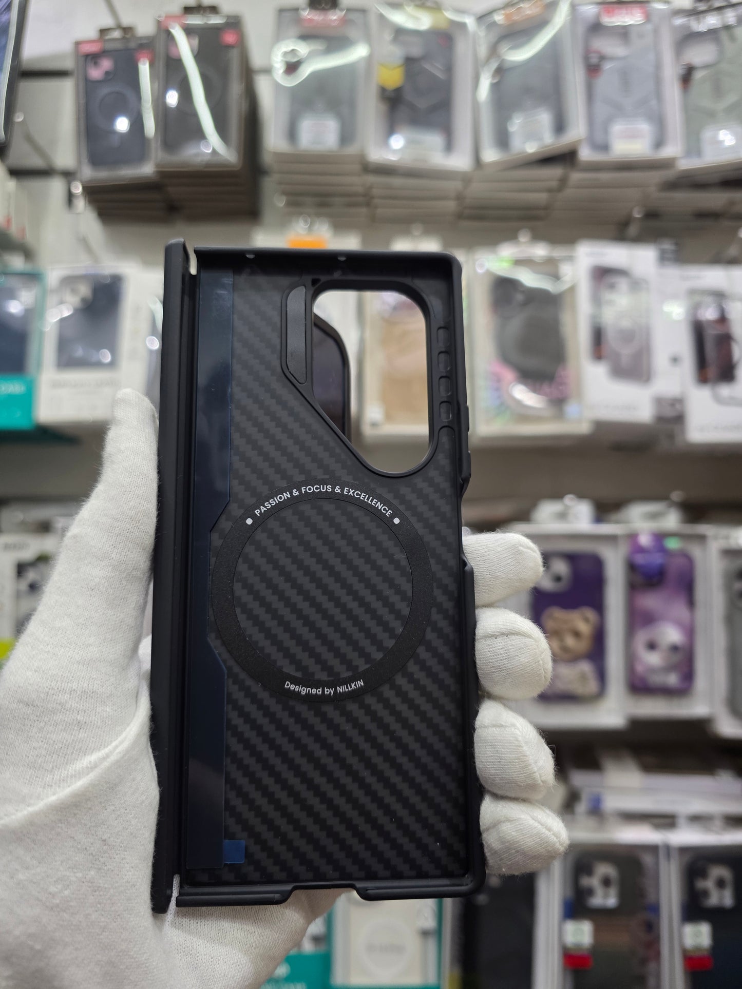 Nillkin CarboProp Magnetic MagSafe Black Mirror Cover version Aramid fiber armor case - Samsung Galaxy Z Fold 7