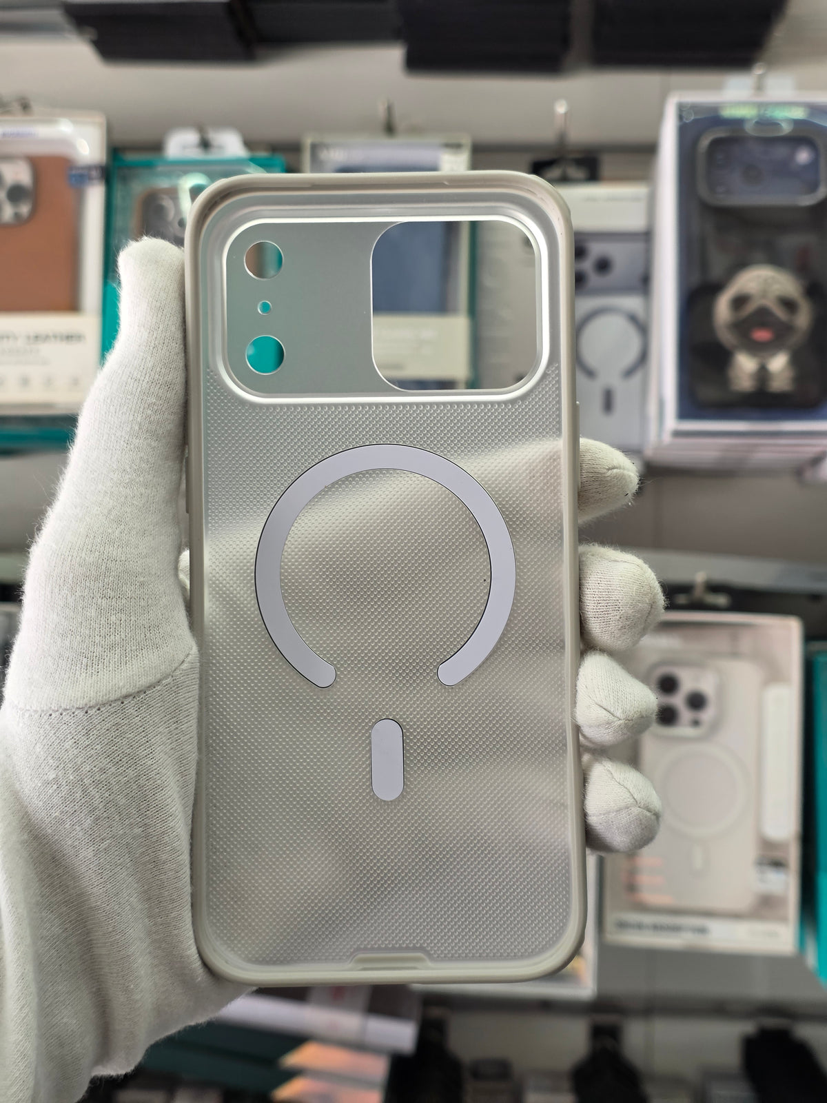 NY Mate Frosted With Magsafe - iPhone 17 Pro  Back Case