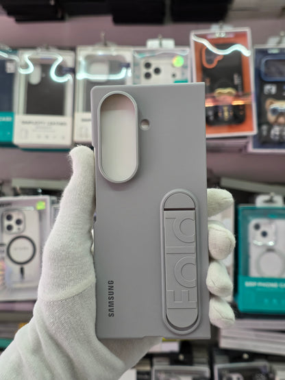 Samsung Silicone case With Stand - Samsung Z Fold 8 Ultra