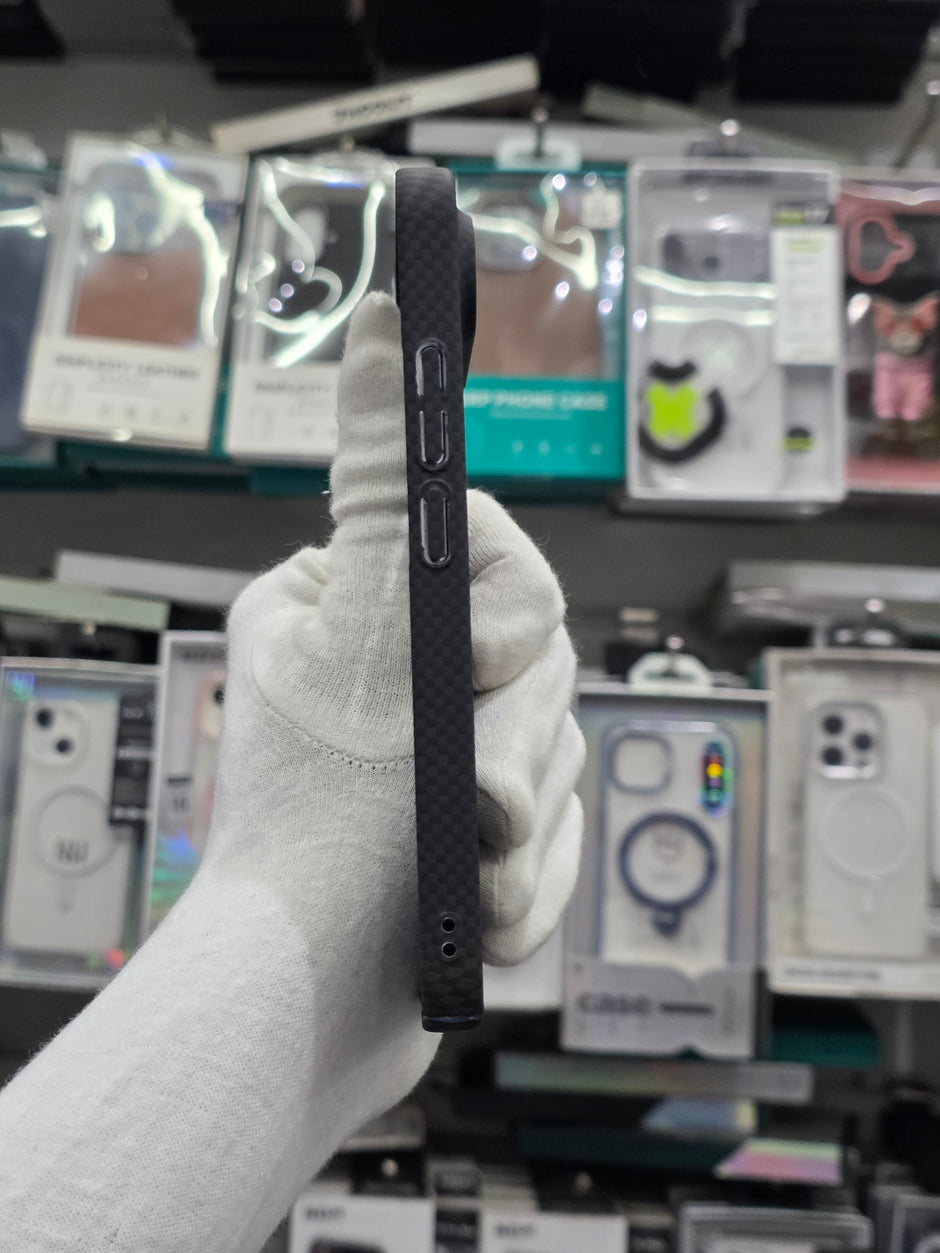 Luxo Carbon Fiber Magsafe Case - Vivo X300 FE