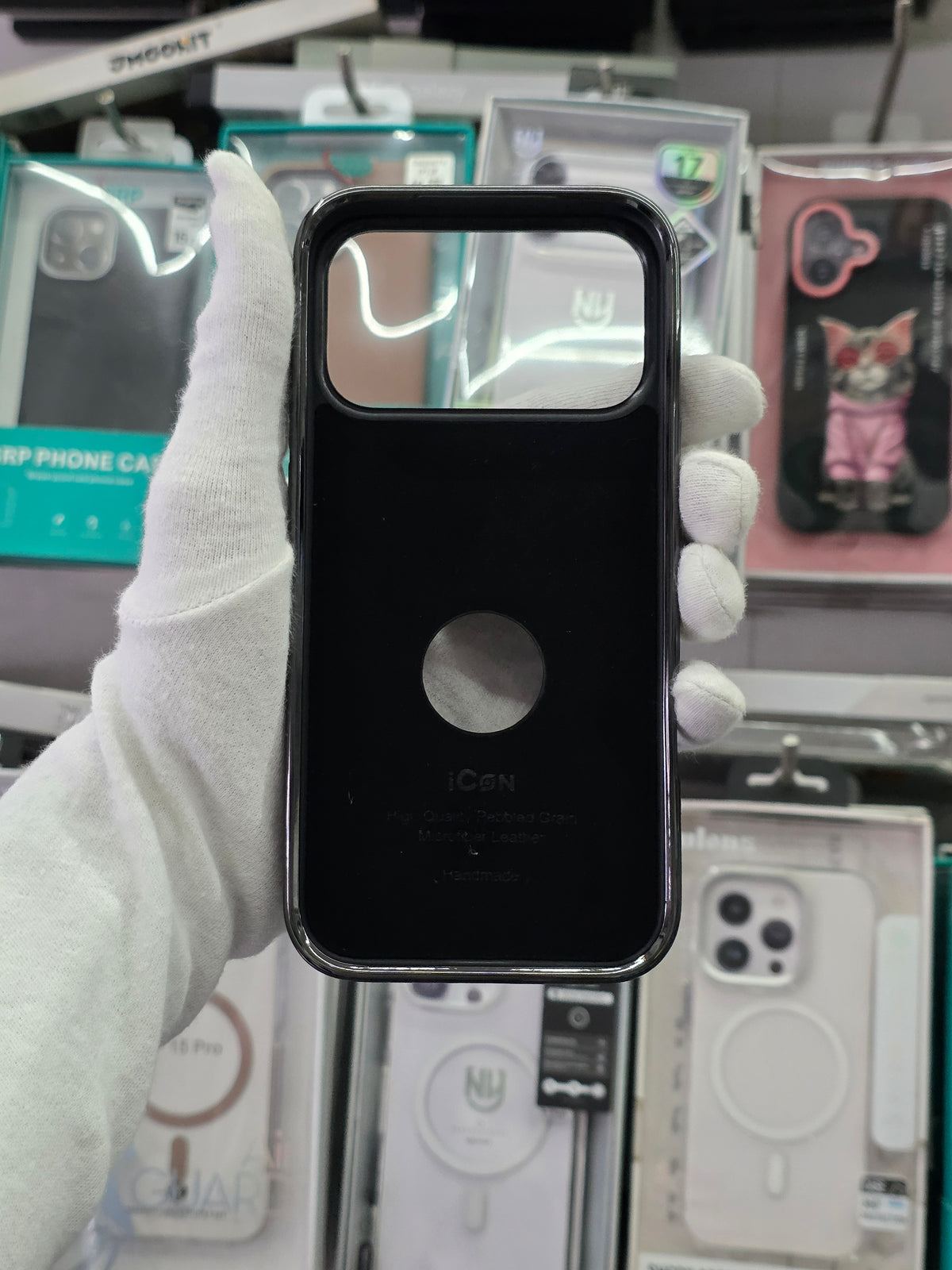 ICON Classic Leather - iPhone 18 Pro Max Back Case
