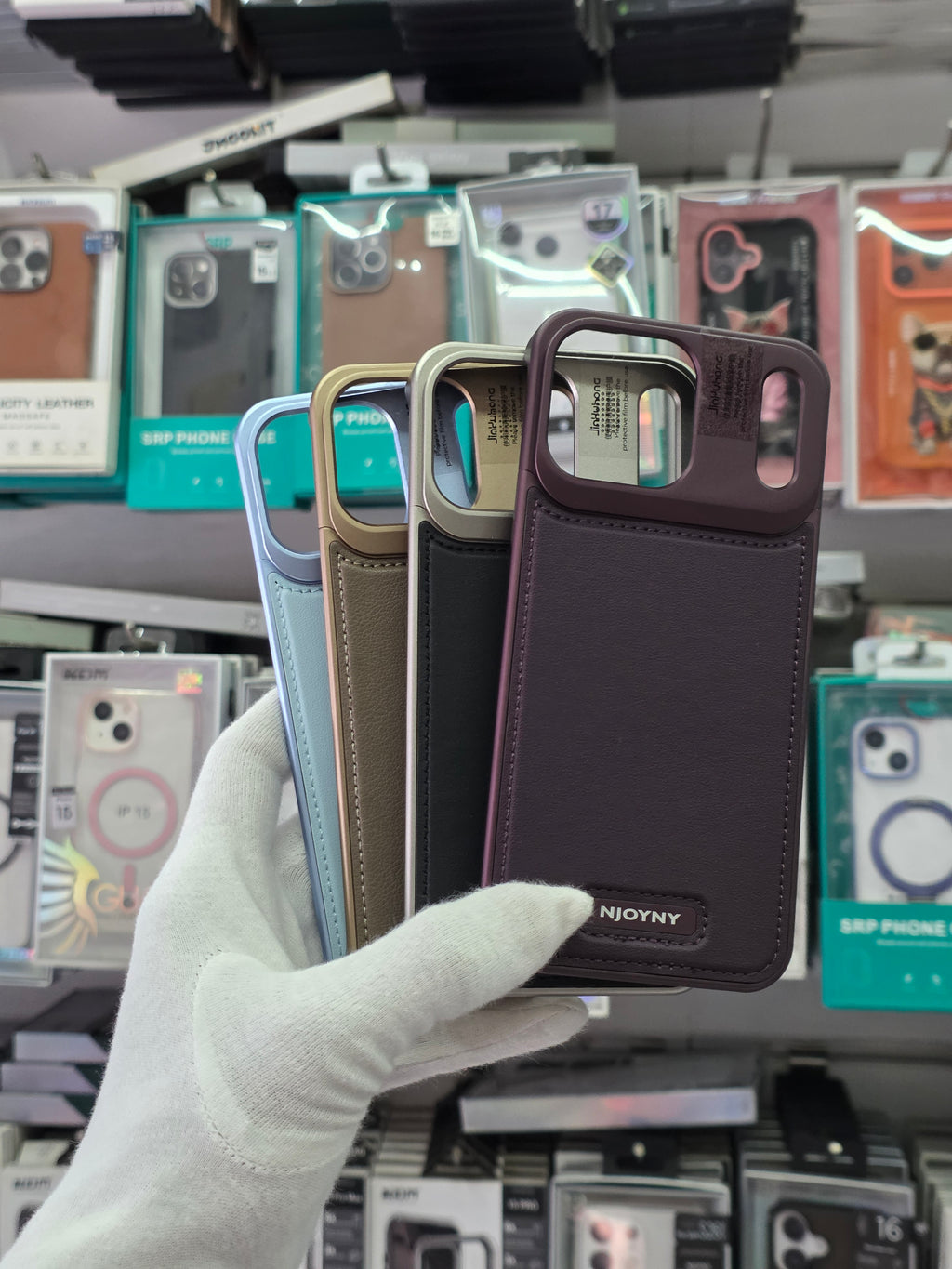 NY Leather Perfume - iPhone 18 Pro Max Back Cover