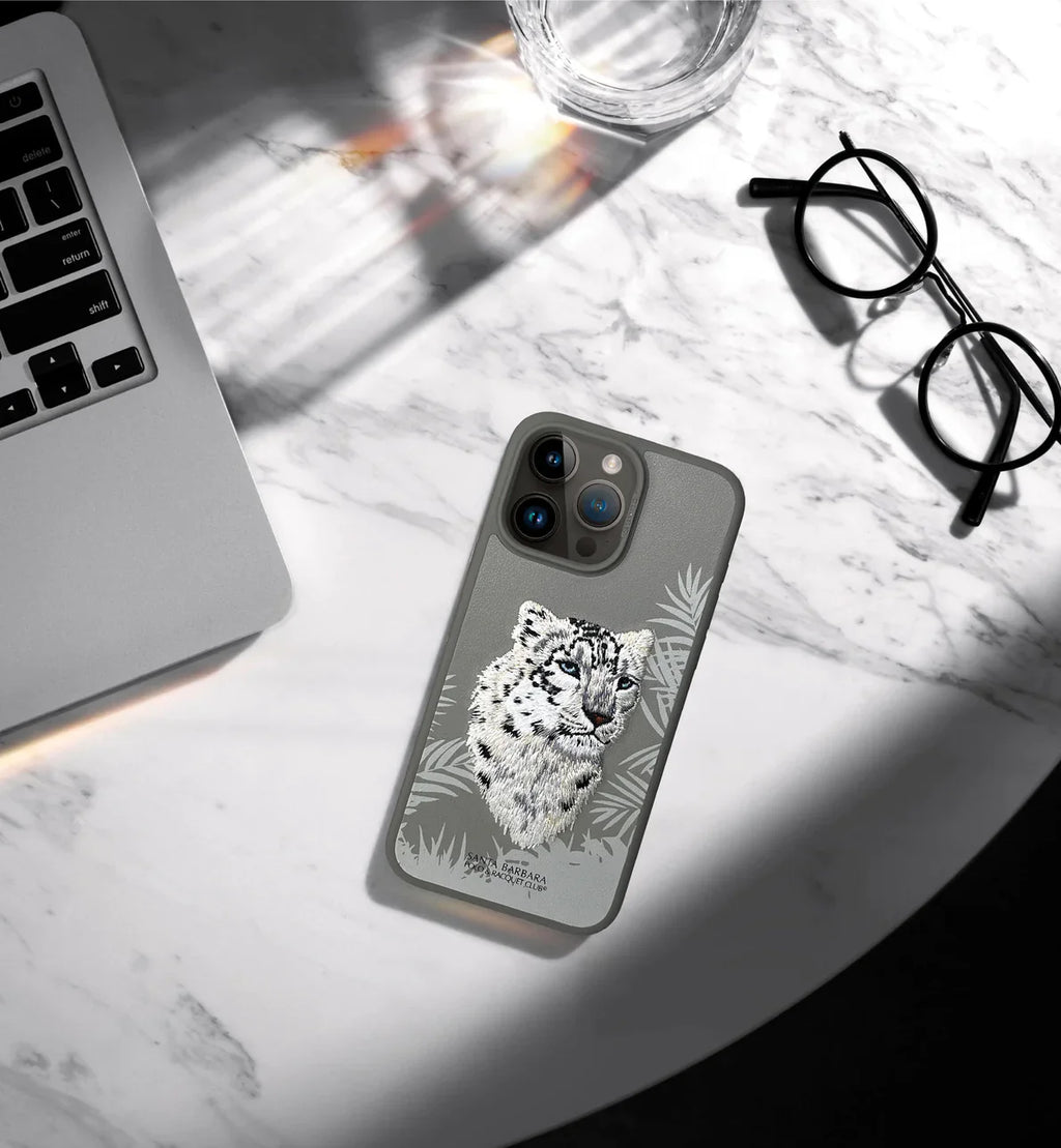 Santa Barbara Savanna Series For iPhone 15 Pro Back Cover
