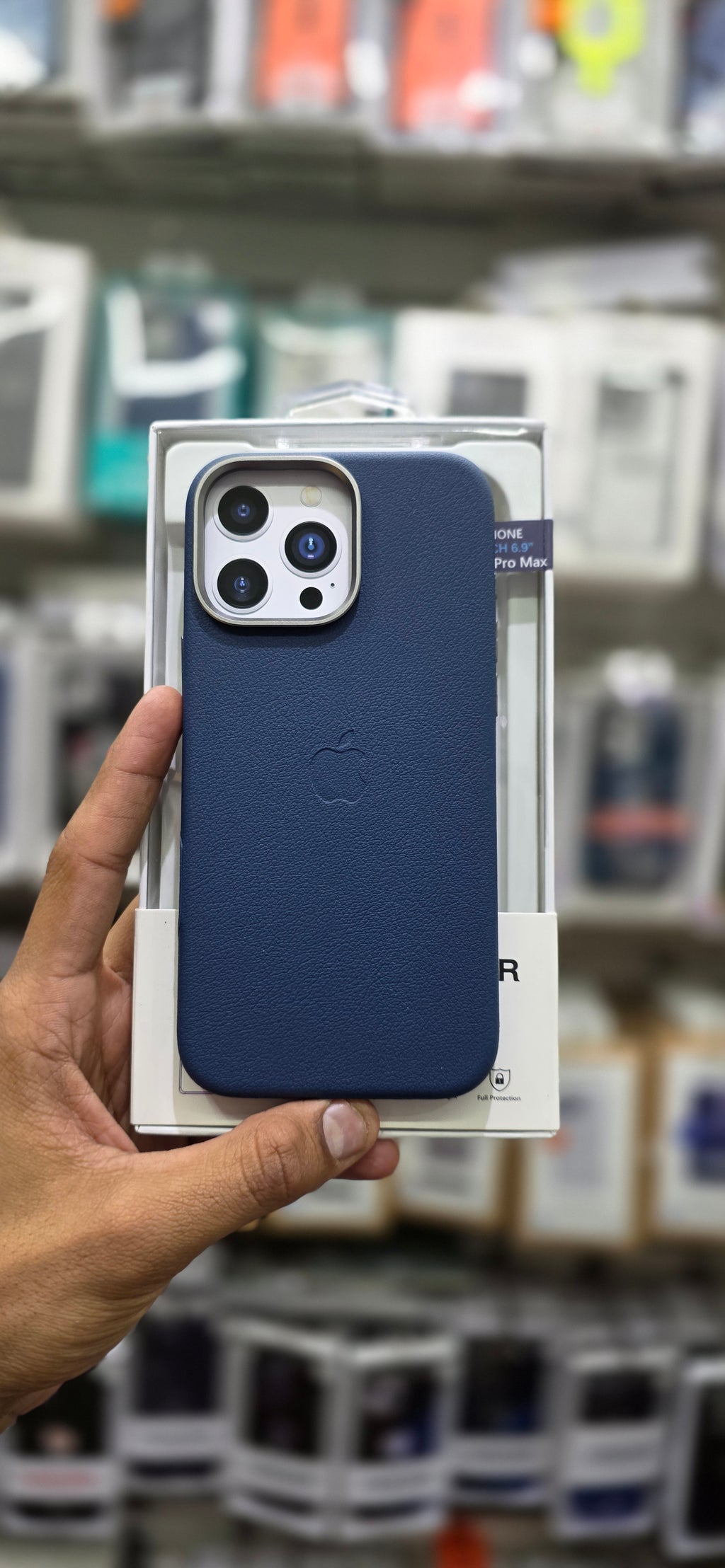 BUCKSUITI PU Slim Leather Case - iPhone 16 Pro Back Cover