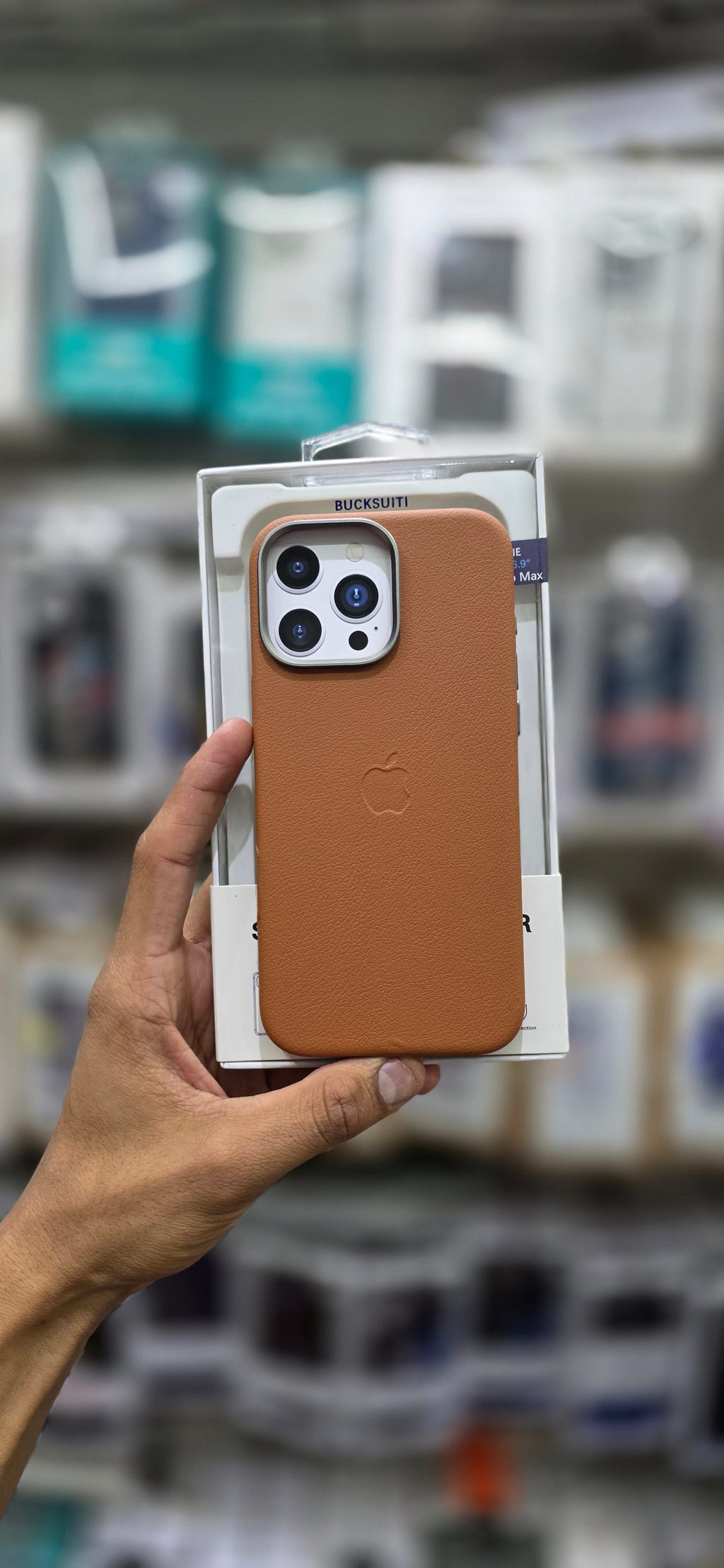 BUCKSUITI PU Slim Leather Case - iPhone 16 Pro Back Cover