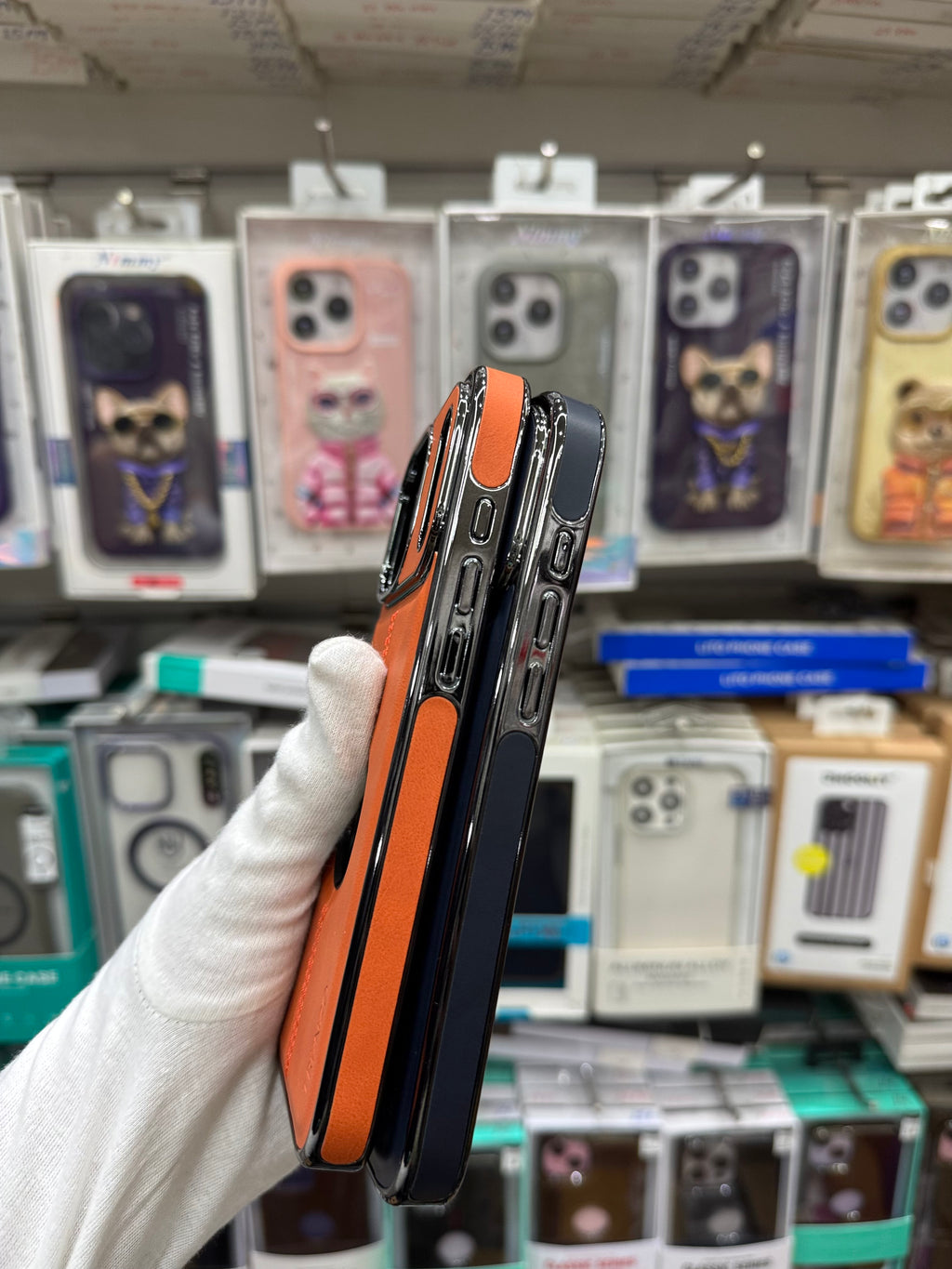 TRUNZO Classic Leather - iPhone 17 Pro Max Back Cover
