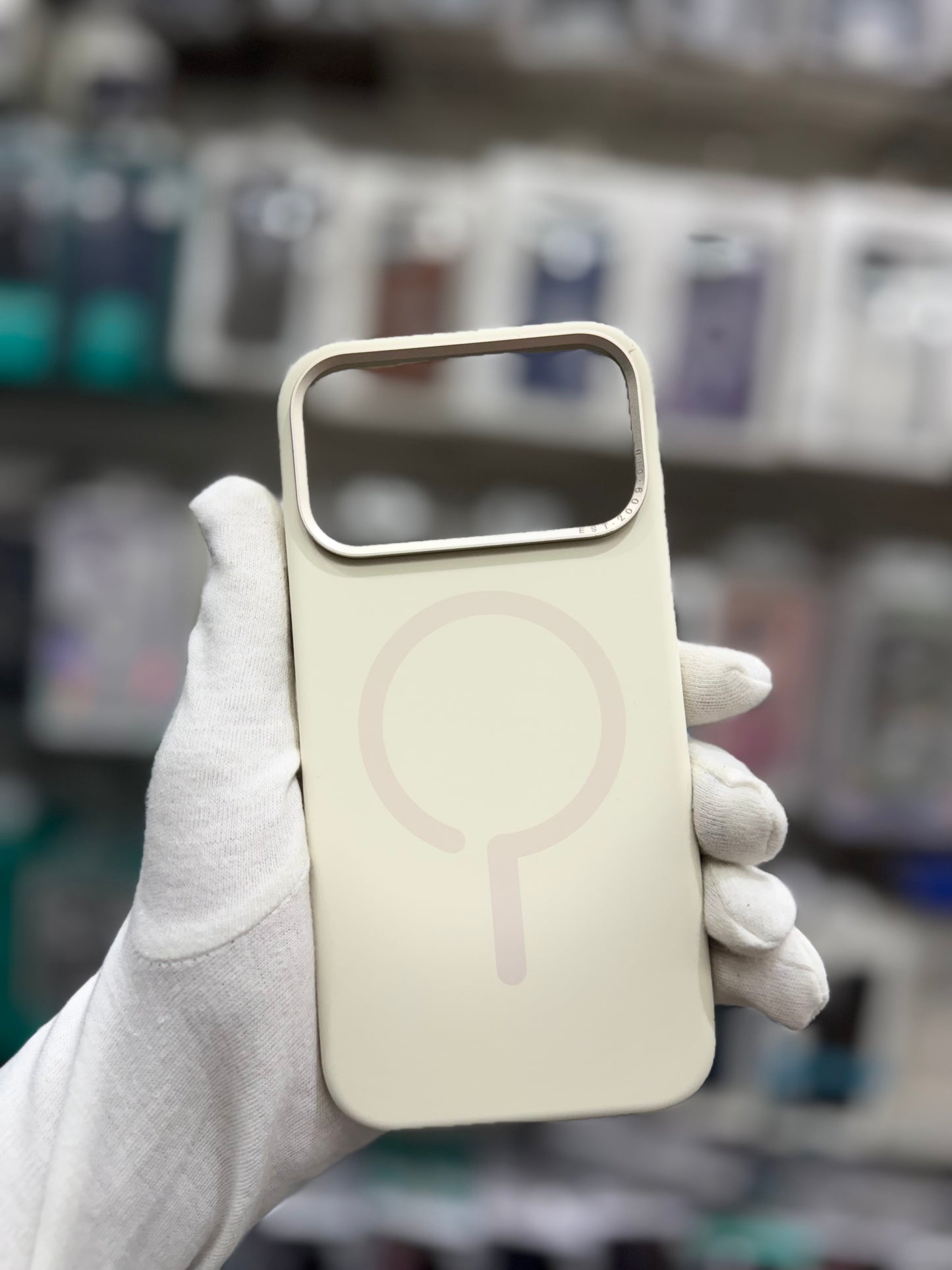 SRP Premium Magsafe Silicone Case - iPhone 17 Pro Max