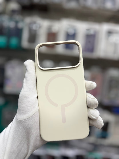 SRP Premium Magsafe Silicone Case - iPhone 17 Pro Max