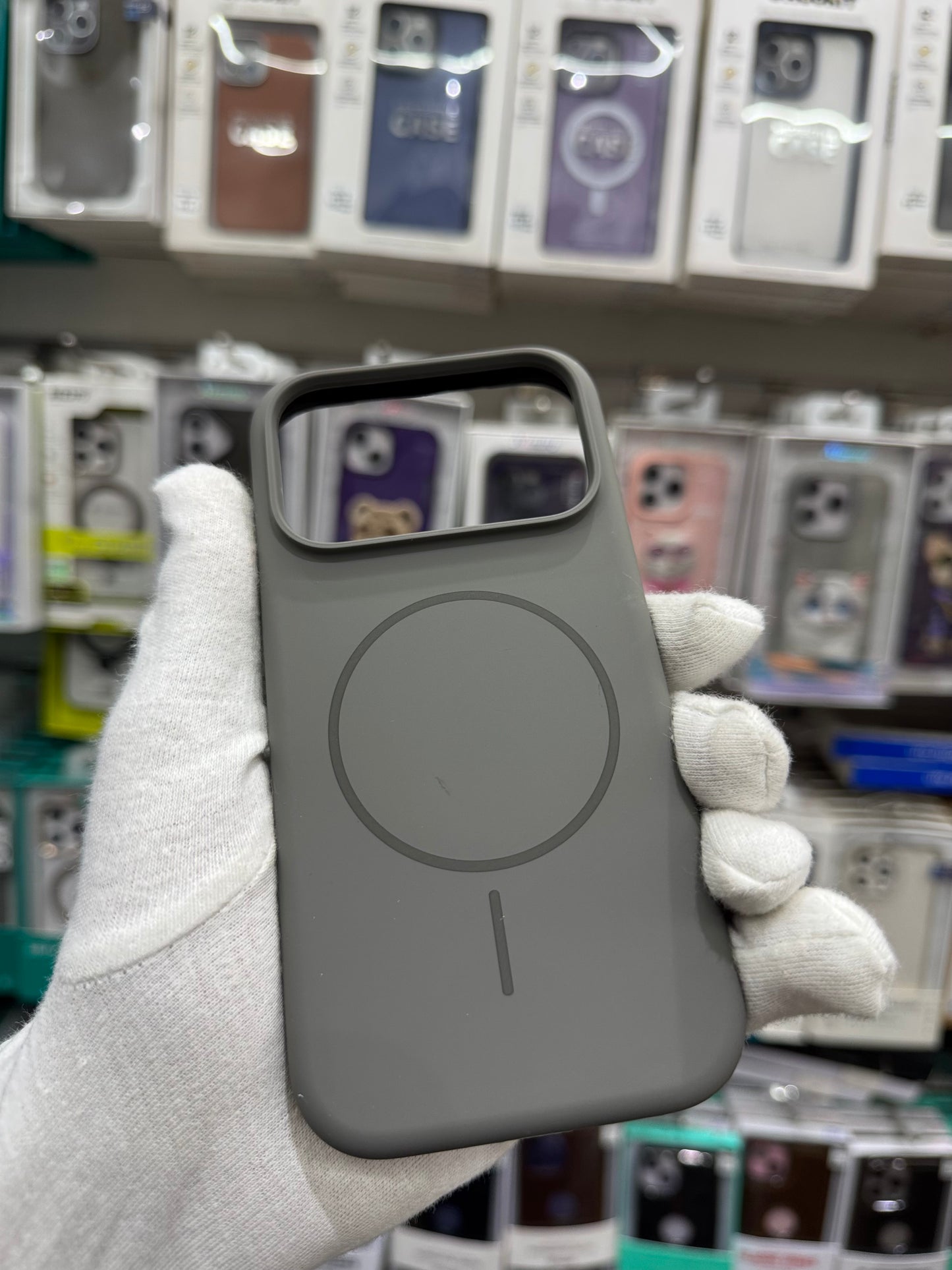 Magnetic Magsafe Silky Silicone Case For iPhone 17 Pro