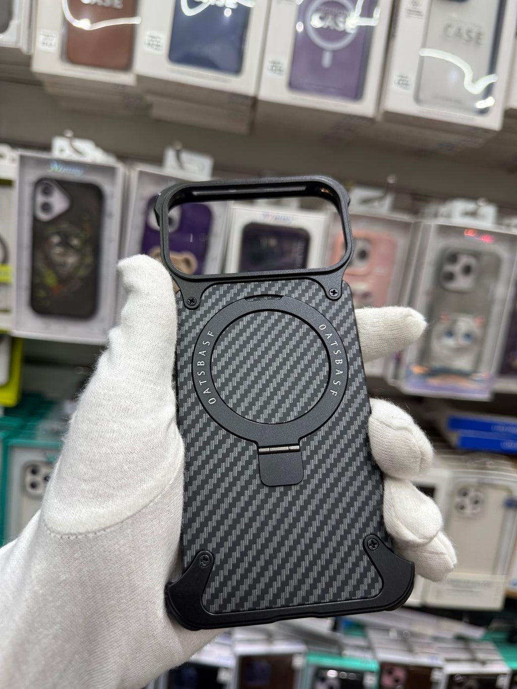 Carbon Fiber Metal Magnetic Case With Ring Stand - iPhone 17 Pro Back Cover