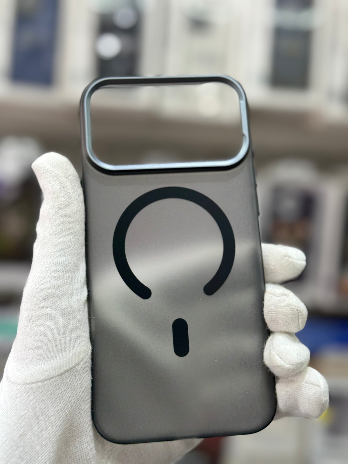SRP Metal Pc Mate Frosted Magsafe Case - iPhone 17 Pro