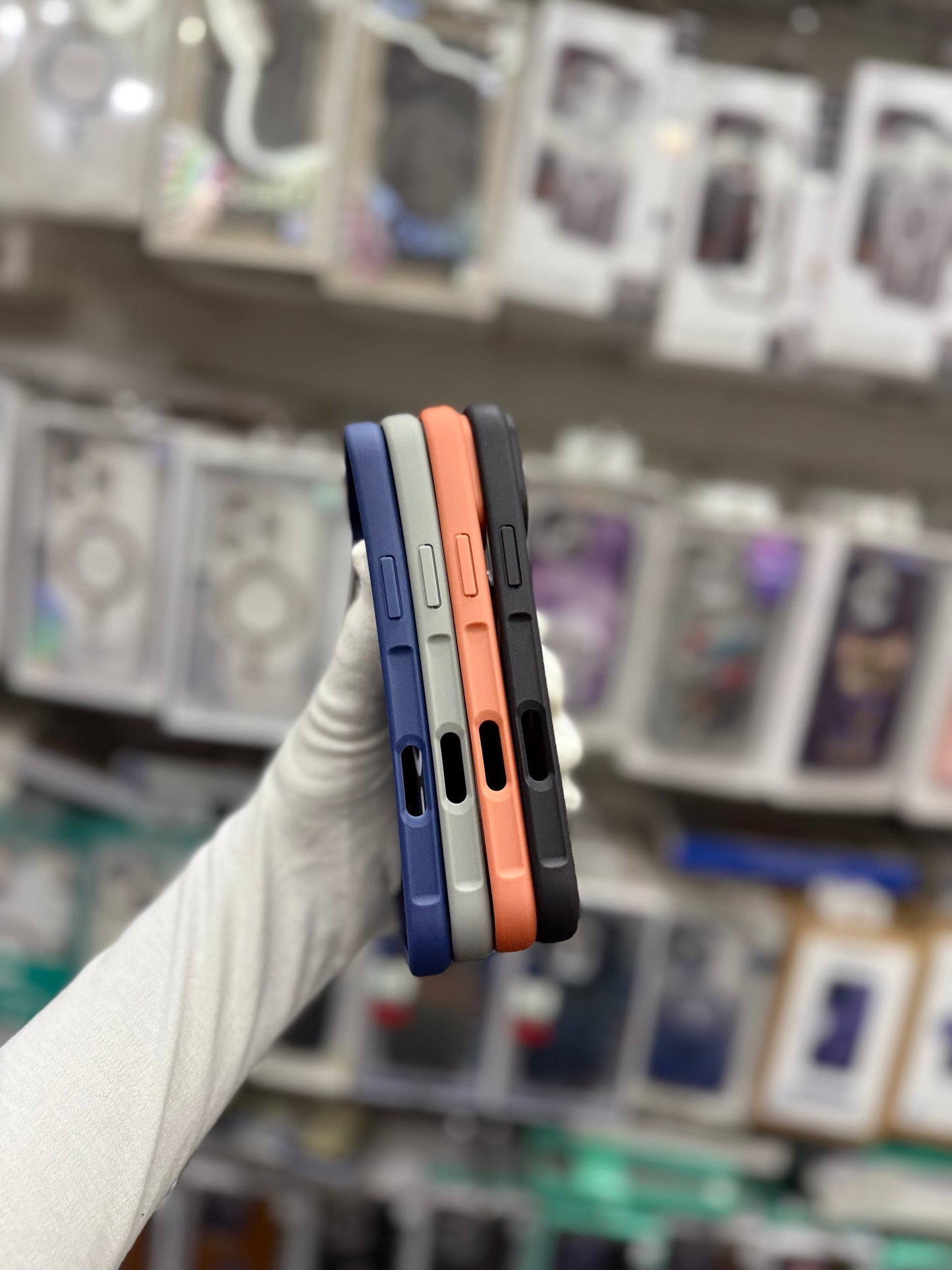 NY Mate Silicone Case With Magsafe - iPhone 17 Pro max