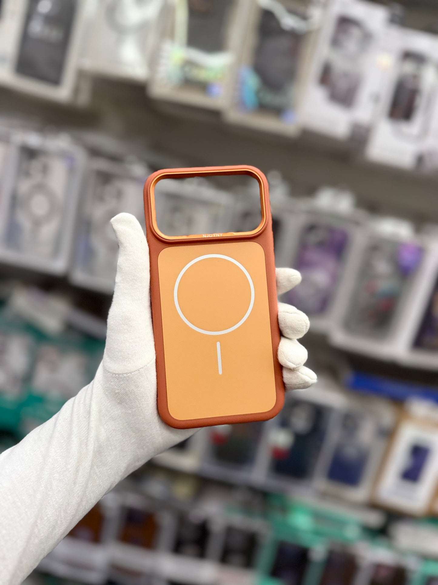 NY Mate Silicone Case With Magsafe - iPhone 17 Pro max