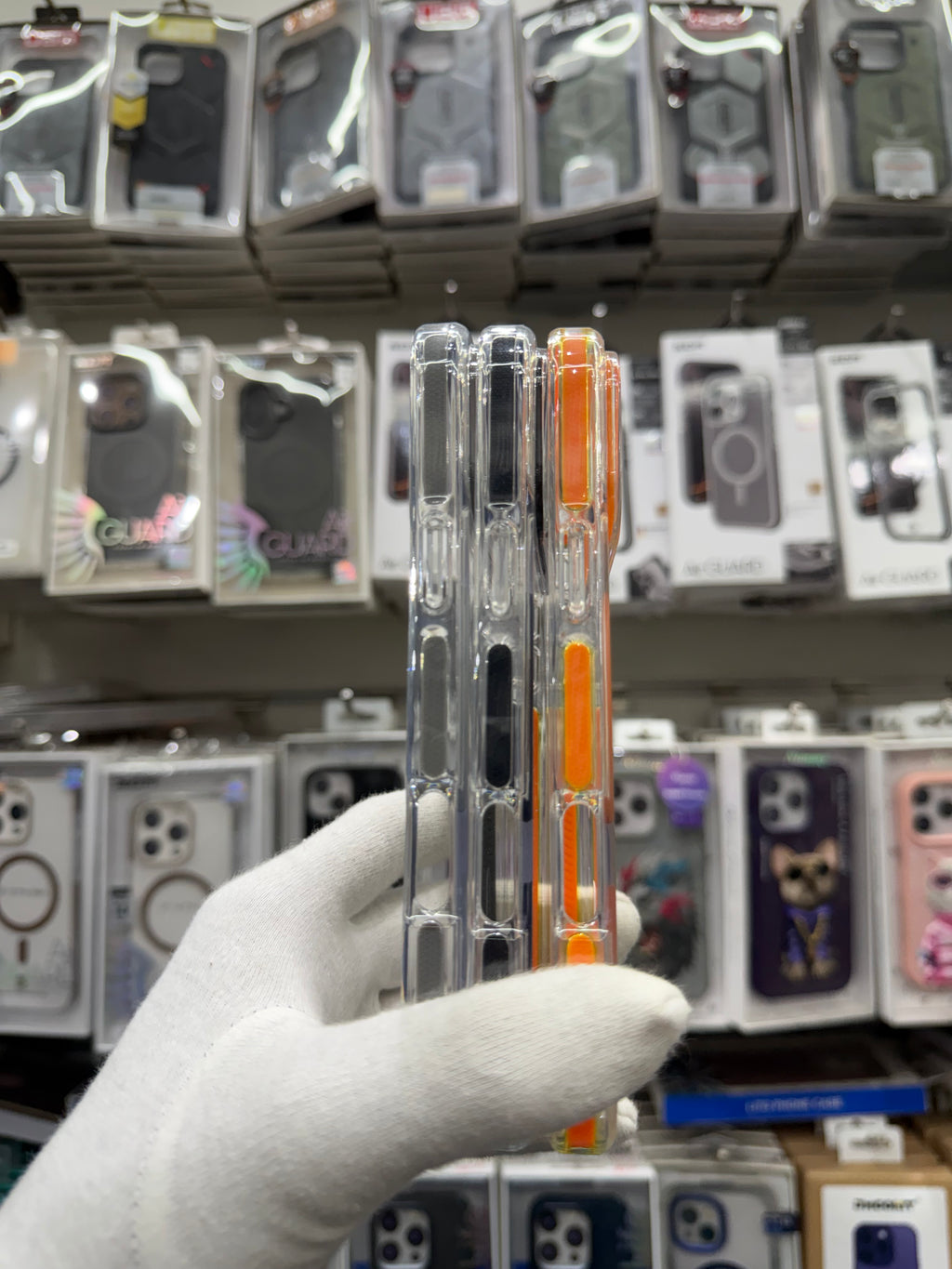 KDM Transparent ShockProof with Magsafe - iPhone 17 Pro Back Cover