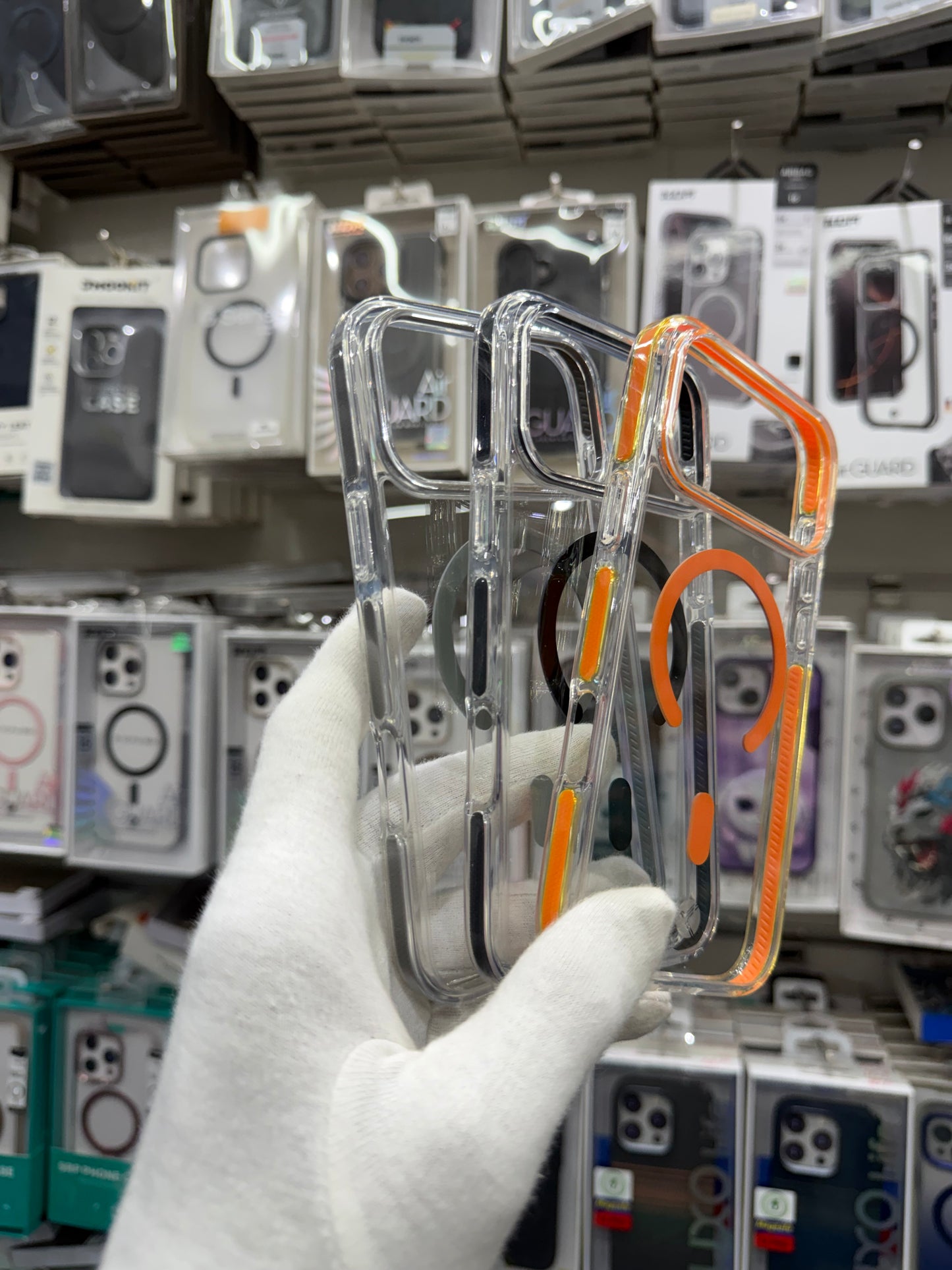 KDM Transparent ShockProof with Magsafe - iPhone 17 Pro Max