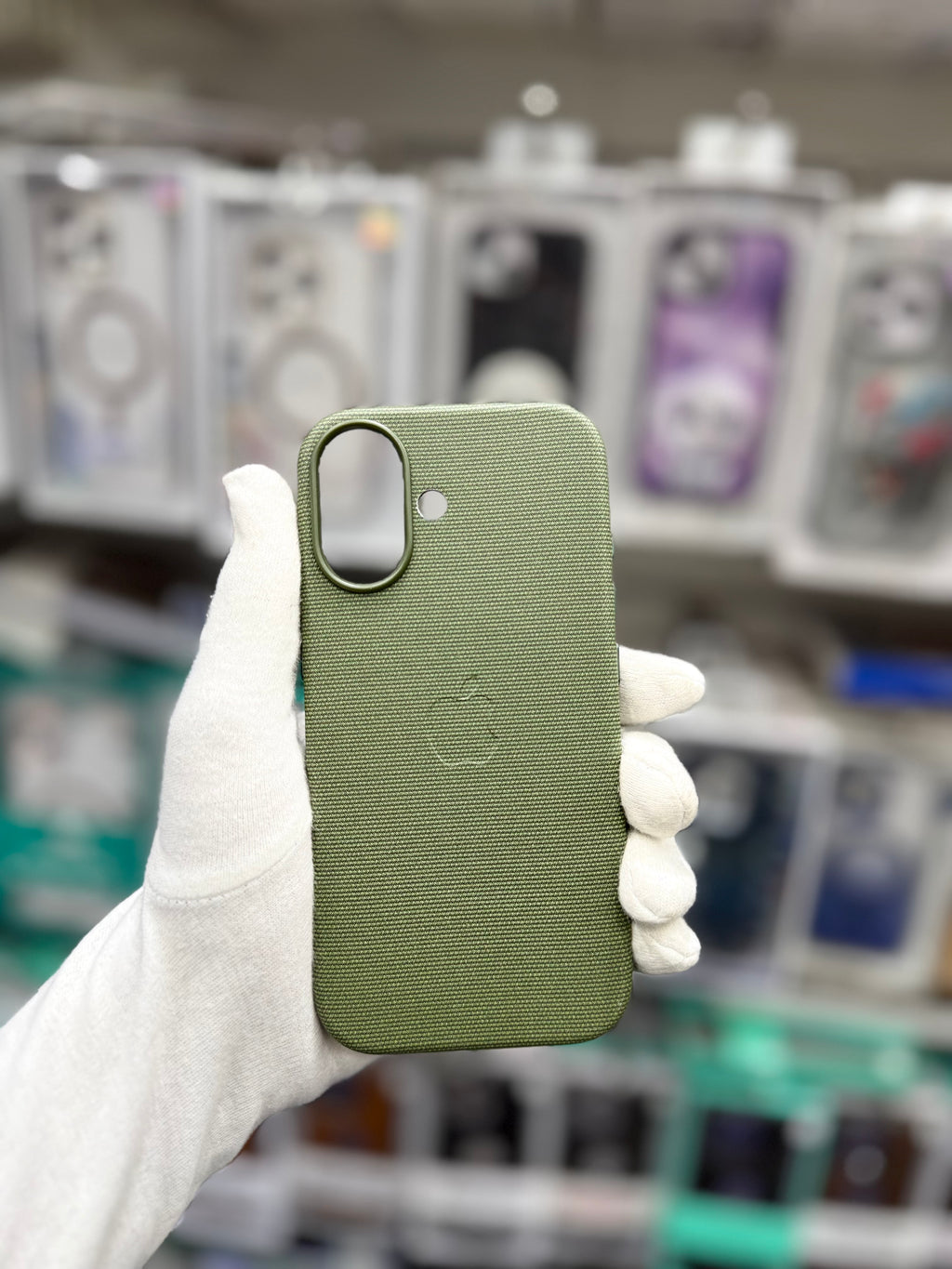 Techwoven Case With Magsafe - iPhone 17 Back Cover