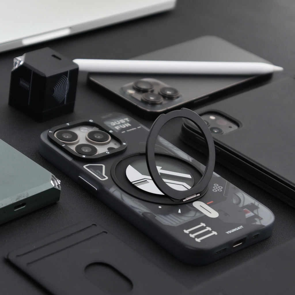YOUNGKIT Cyberpunk - iPhone 16 Pro Max Back Cover