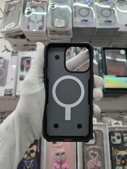 UAG Pathfinder - iPhone 15 Pro Back Cover