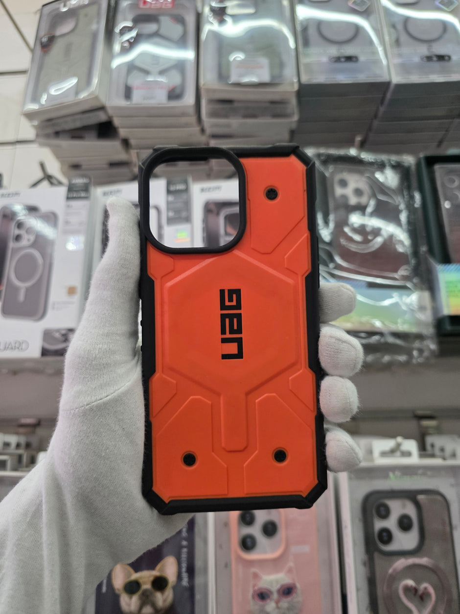 UAG Pathfinder - iPhone 15 Pro Back Cover