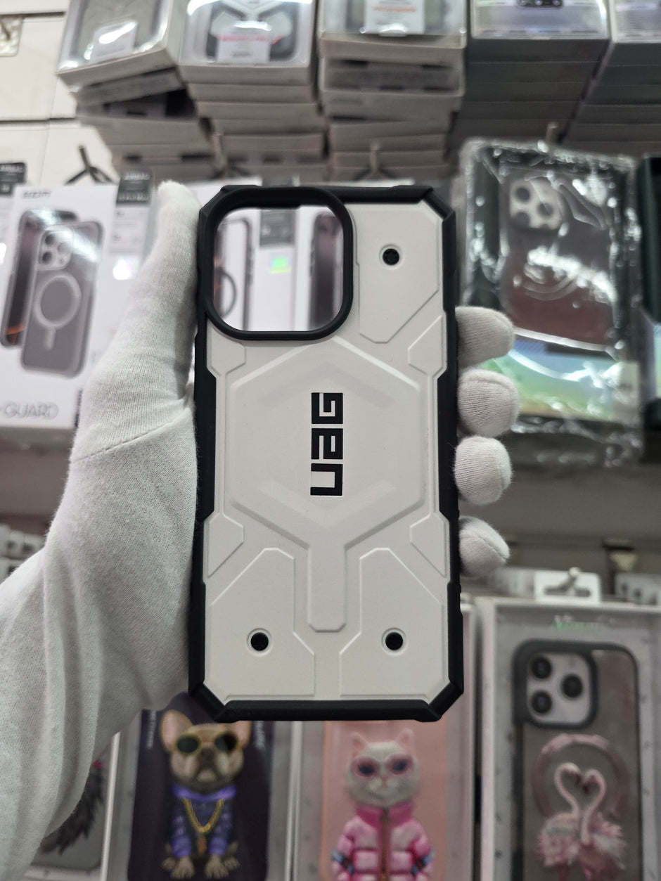 UAG Pathfinder - iPhone 15 Pro Max Back Cover